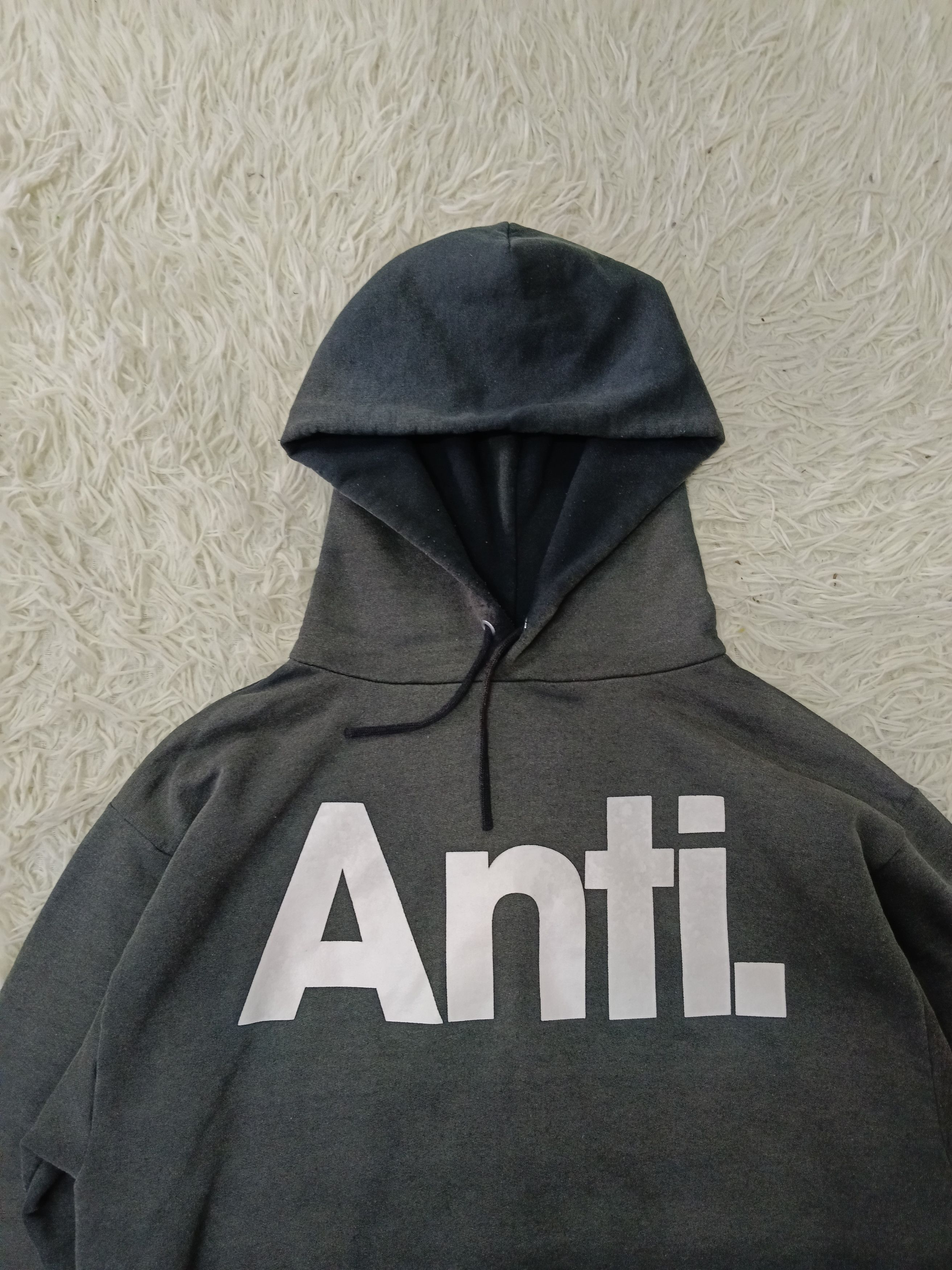 Band Tees THRASHED VINTAGE ANTI. PUNK ROCK RECORDING LABEL HOODIE Size US M / EU 48-50 / 2 - 4 Thumbnail