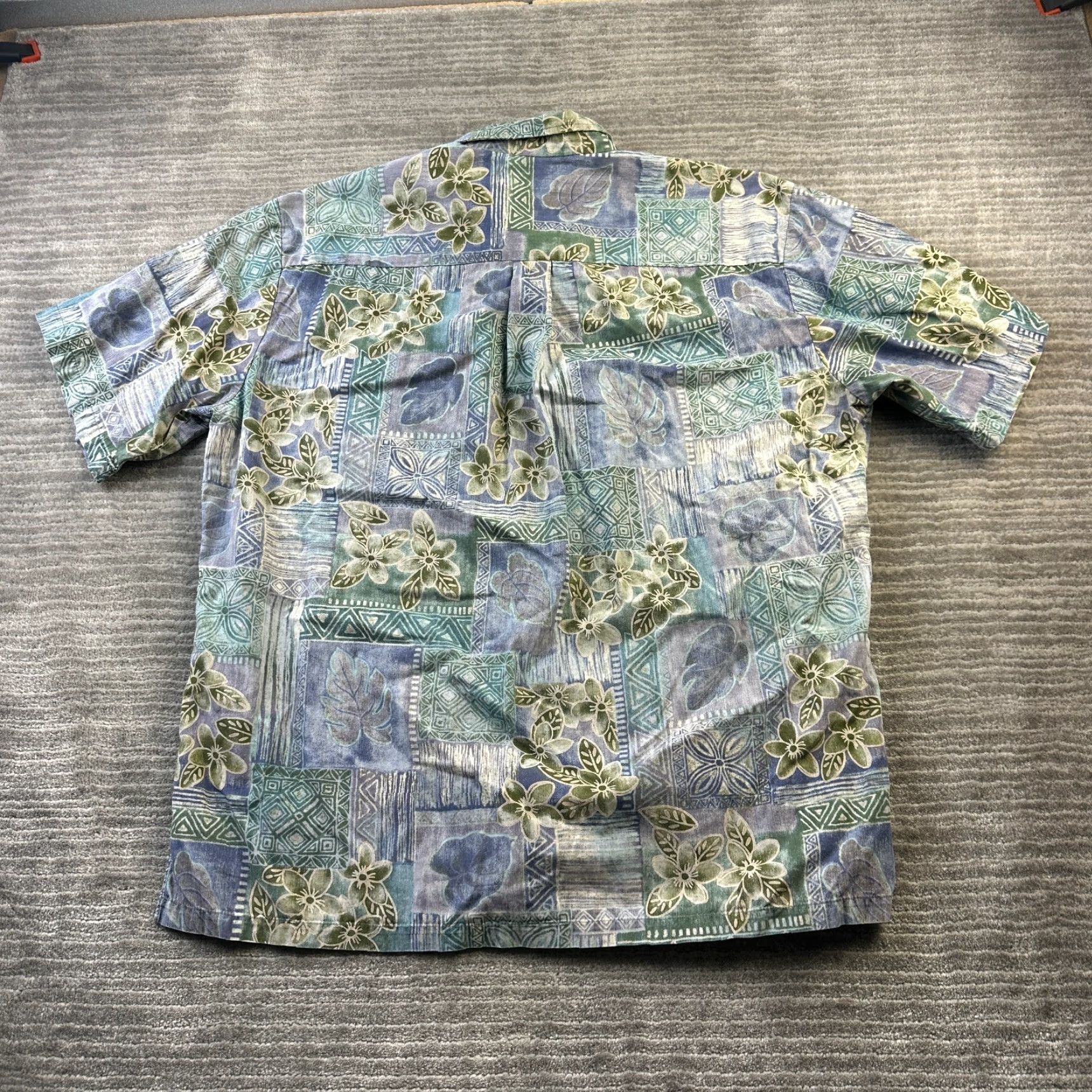Tori Richard Tori Richard Shirt Mens XL Blue Geometric Button Up Size US XL / EU 56 / 4 - 2 Thumbnail