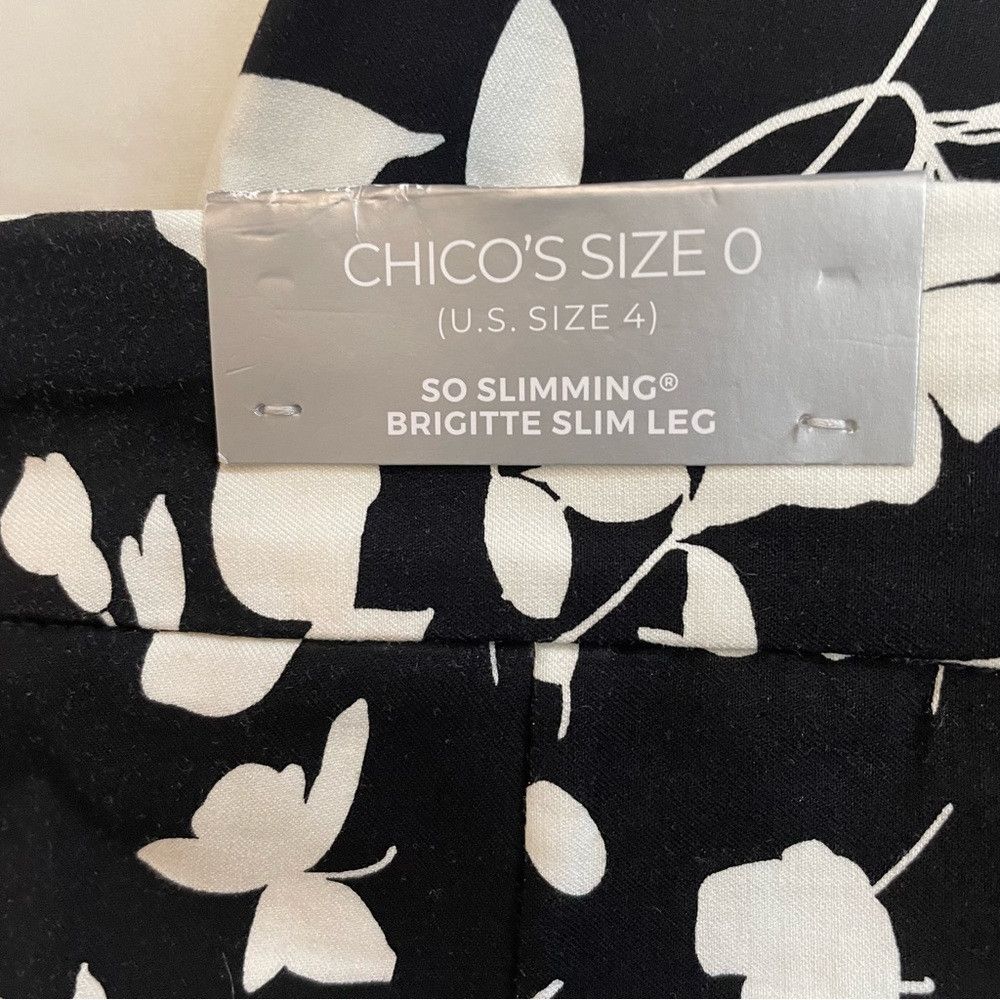 Chicos NWT New Chico's Brigitte Floral Slim Ankle Pants Size 0 US Size 27" / US 4 / IT 40 - 7 Thumbnail