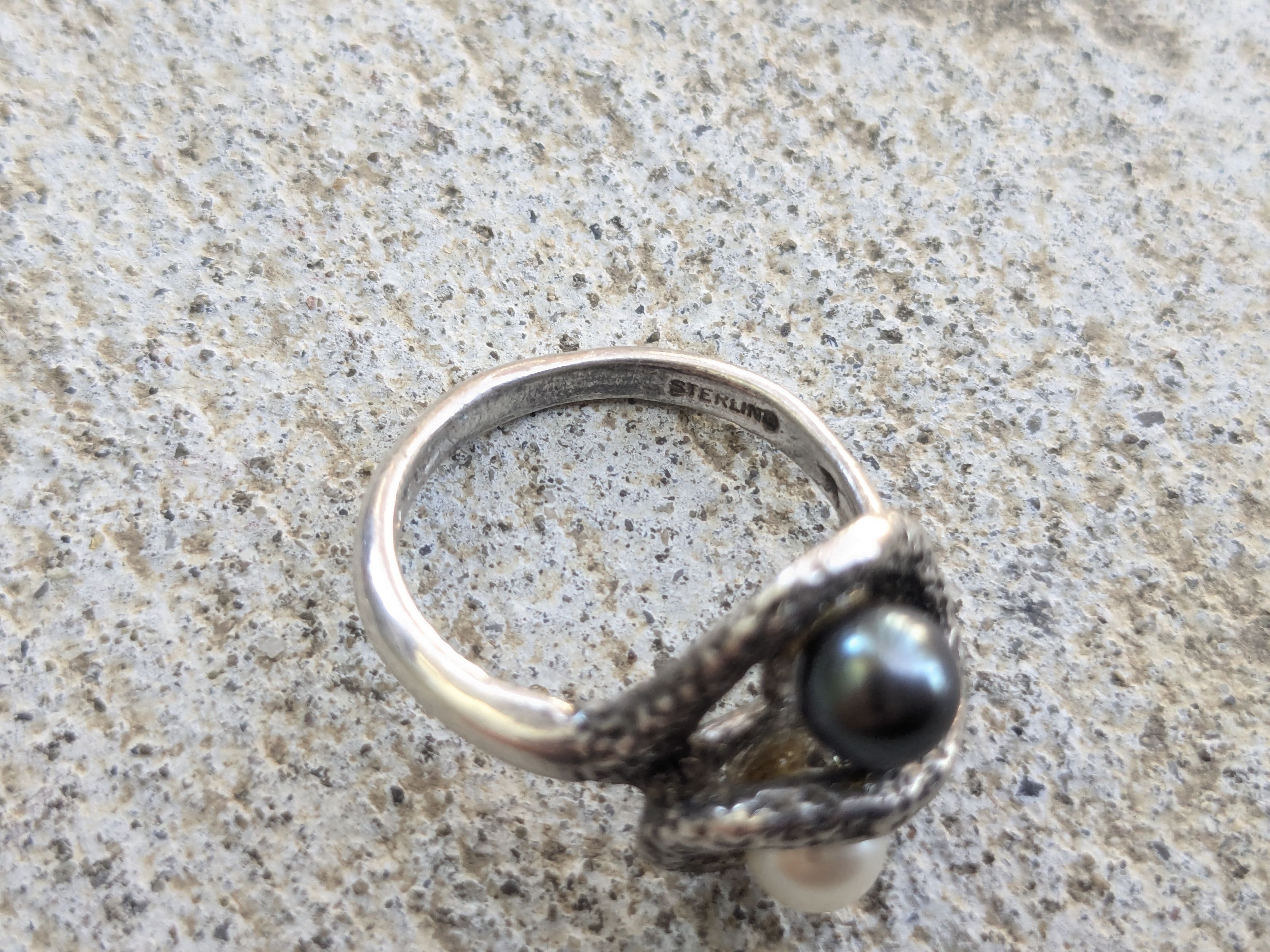 Other Vintage Sterling Silver Ring Pearls 6.25 Modern Abstract Size ONE SIZE - 8 Thumbnail