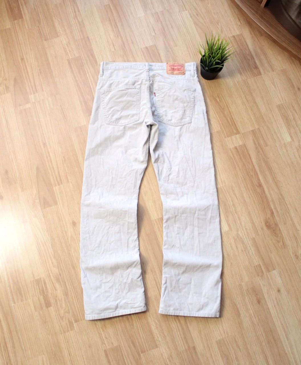Levi's 🔥 Y2K Vintage Levi’s 507 Cream Bootcut Corduroy Pants 32x32 Size US 32 / EU 48 - 1 Thumbnail