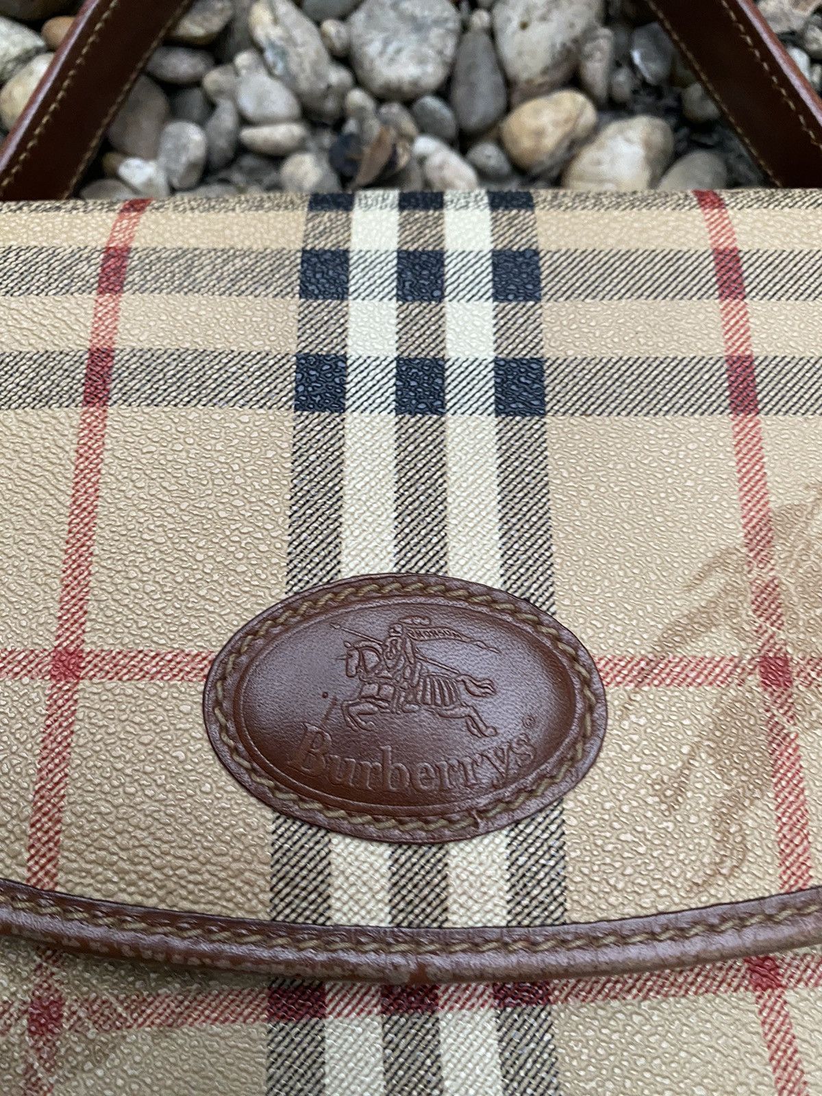 Burberry × Vintage Vintage Burberry’s Nova Check Overprinted Crossbody Bag Size ONE SIZE - 2 Thumbnail
