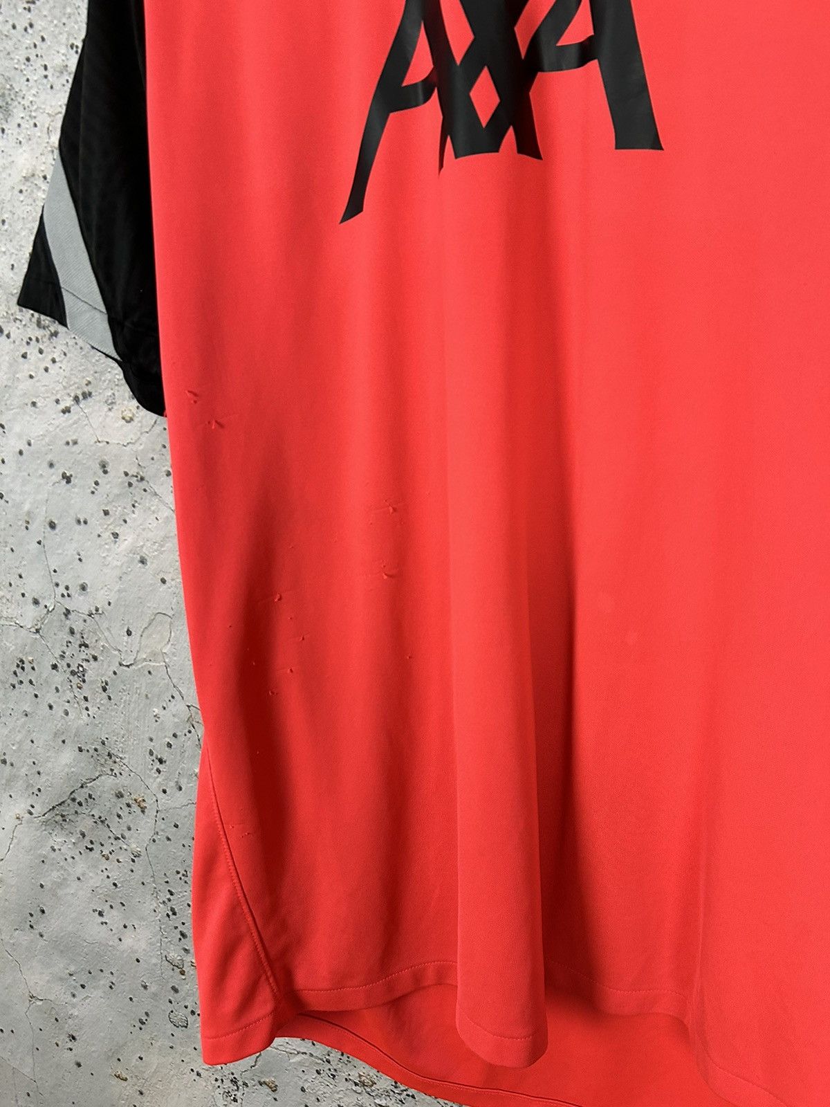 Nike Liverpool FC Soccer Jersey Nike Football Streetwear Rare Size US XL / EU 56 / 4 - 7 Thumbnail