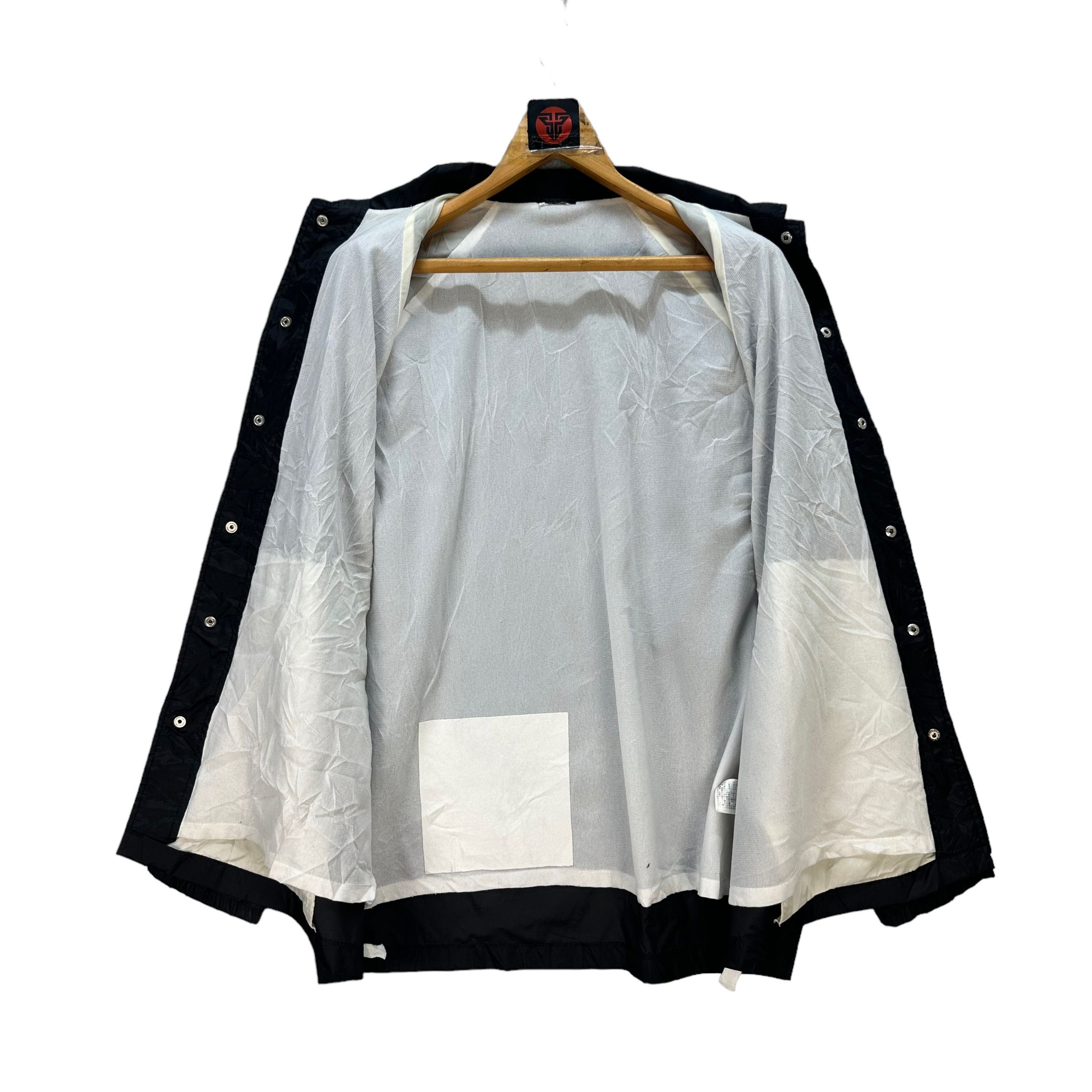 Vintage ROAD RUNNER MOONEYES BIG LOGO COACH JACKET #7681-164 Size US L / EU 52-54 / 3 - 10 Thumbnail