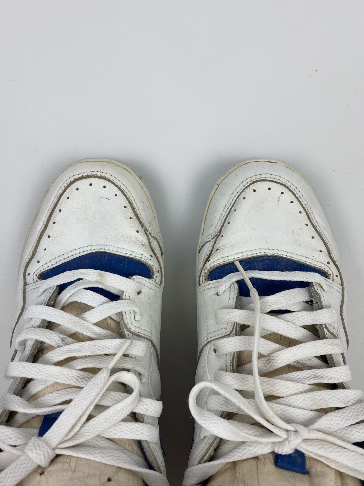Nike 1988 Vintage Original Nike Court Force High Basketball Shoes Size US 10.5 / EU 43-44 - 6 Thumbnail
