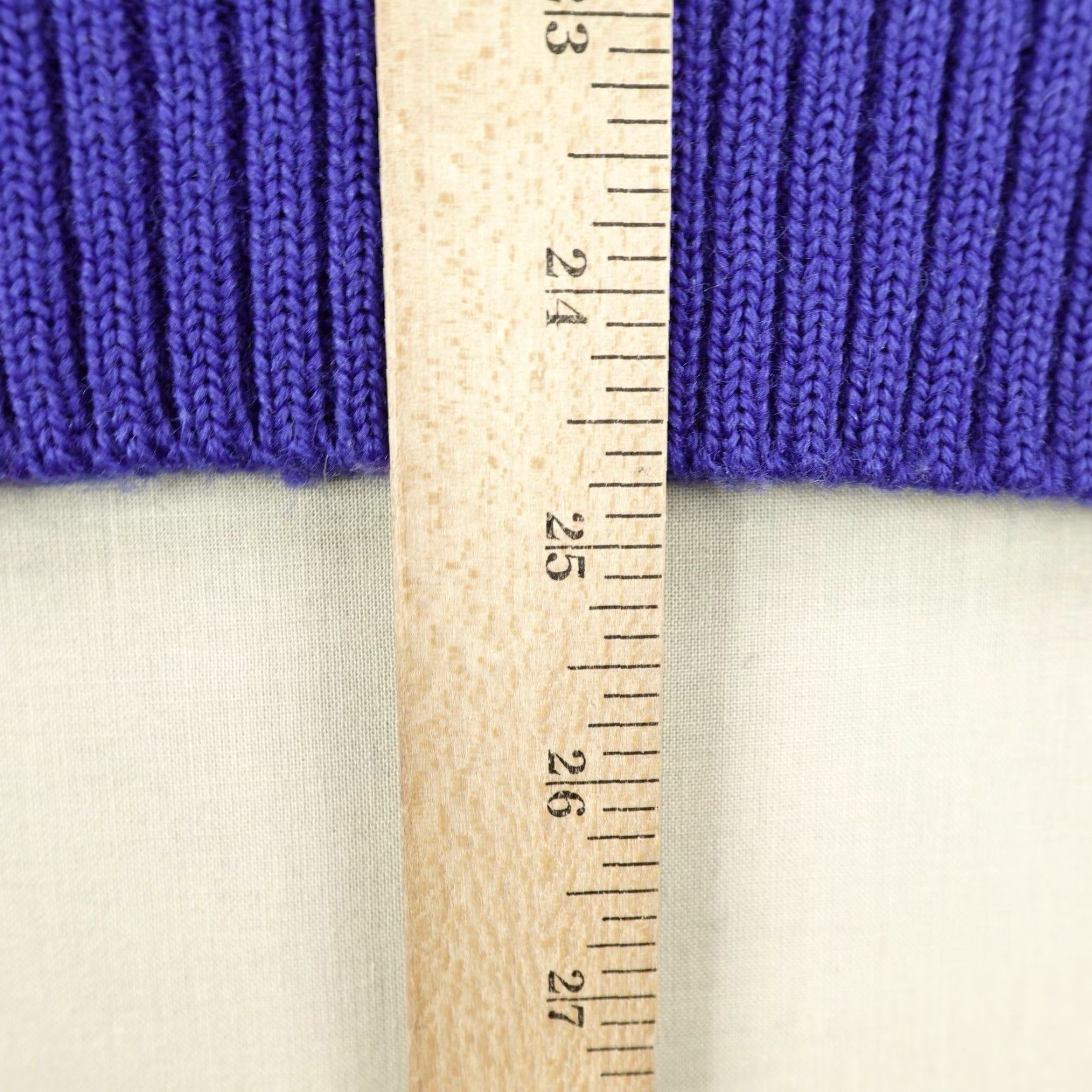 Vintage VINTAGE L.L. Bean Fair Isle Sweater Mens Small Purple Knit Wool 90s Size US S / EU 44-46 / 1 - 6 Thumbnail