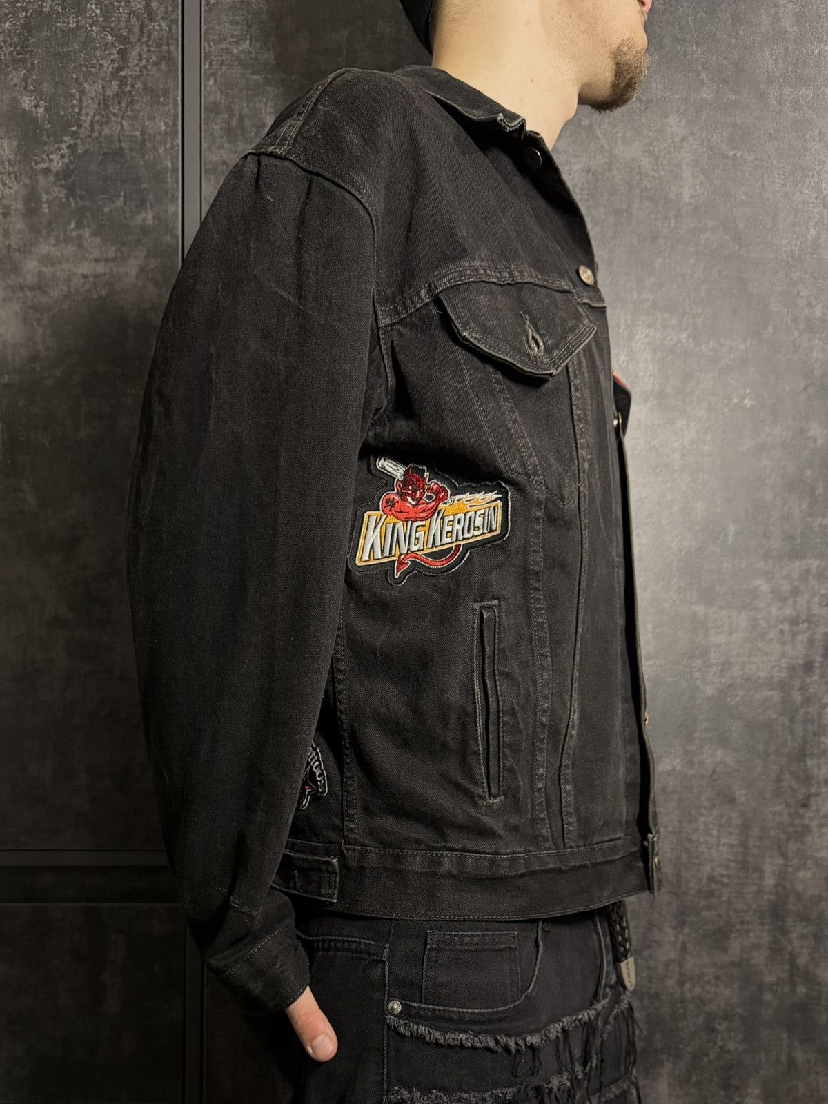 Levi's Vinatge 80s Levis Patched Washed Denim Jacket Acne Hedi Raf Size US L / EU 52-54 / 3 - 1 Thumbnail