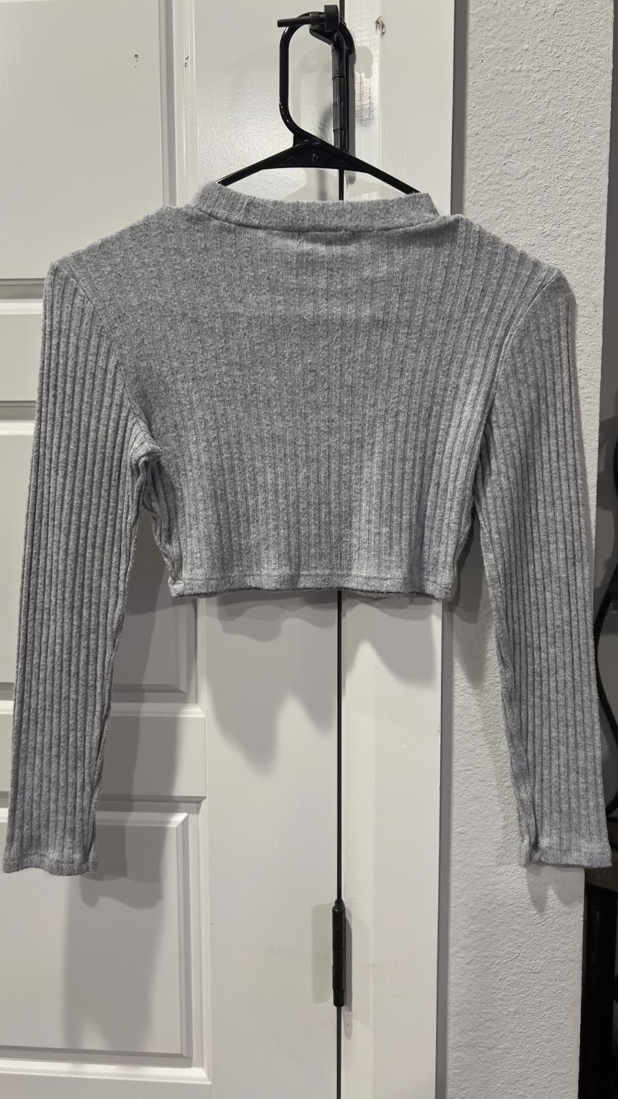 Smoke x Mirrors Smoke & Mirrors Gray Cropped Sweater Size S / US 4 / IT 40 - 2 Thumbnail