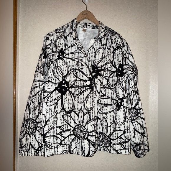Other CJ Banks Black & White Floral Button-Front Jacket - Size XL Size XL / US 12-14 / IT 48-50 - 1 Thumbnail
