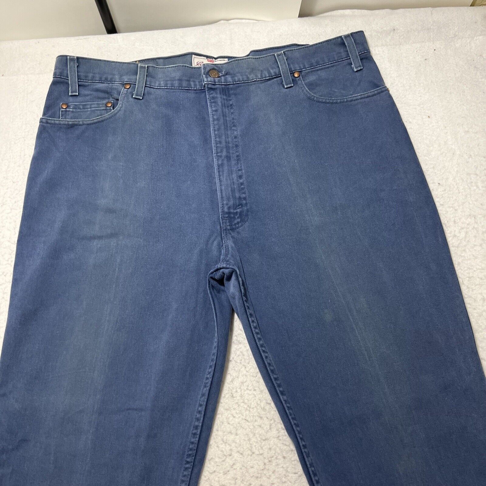 Levi's Vintage Levi's 540 Relaxed Fit 42x32 Straight Jeans 90s USA Size US 42 / EU 58 - 2 Thumbnail