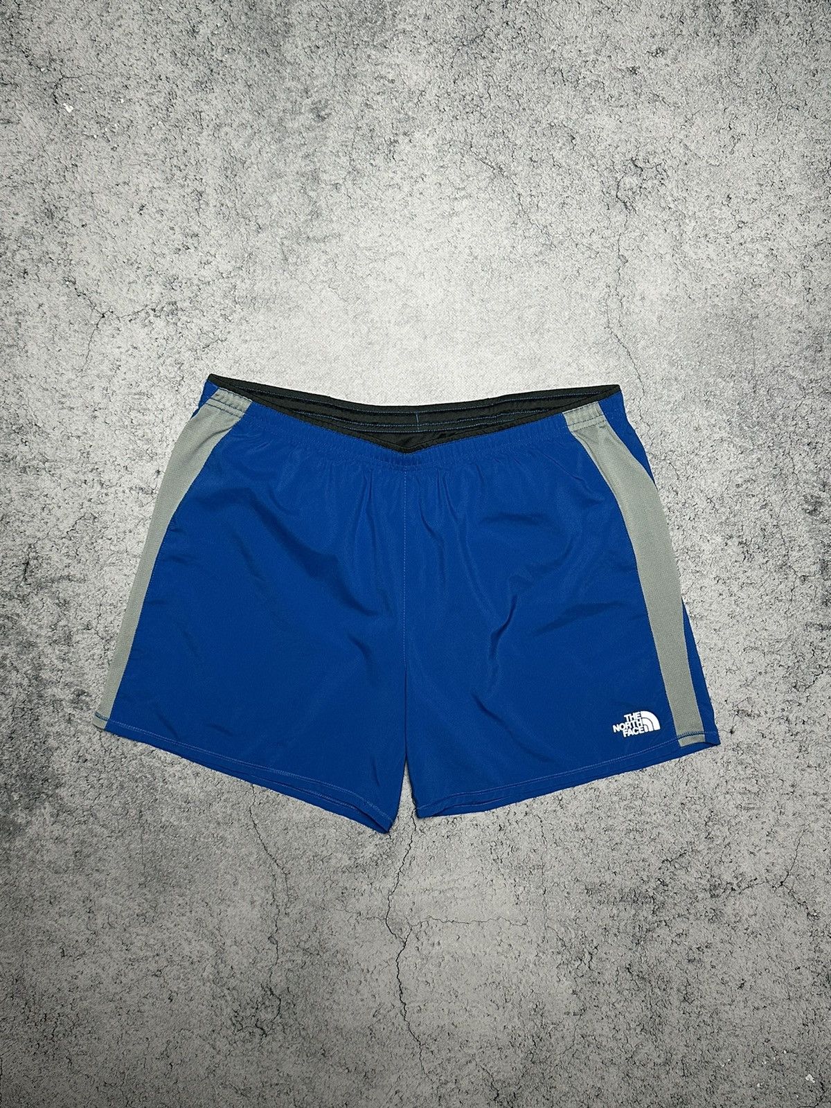 The North Face The North Face TNF Flashdry Running Shorts Size US 33 - 1 Thumbnail