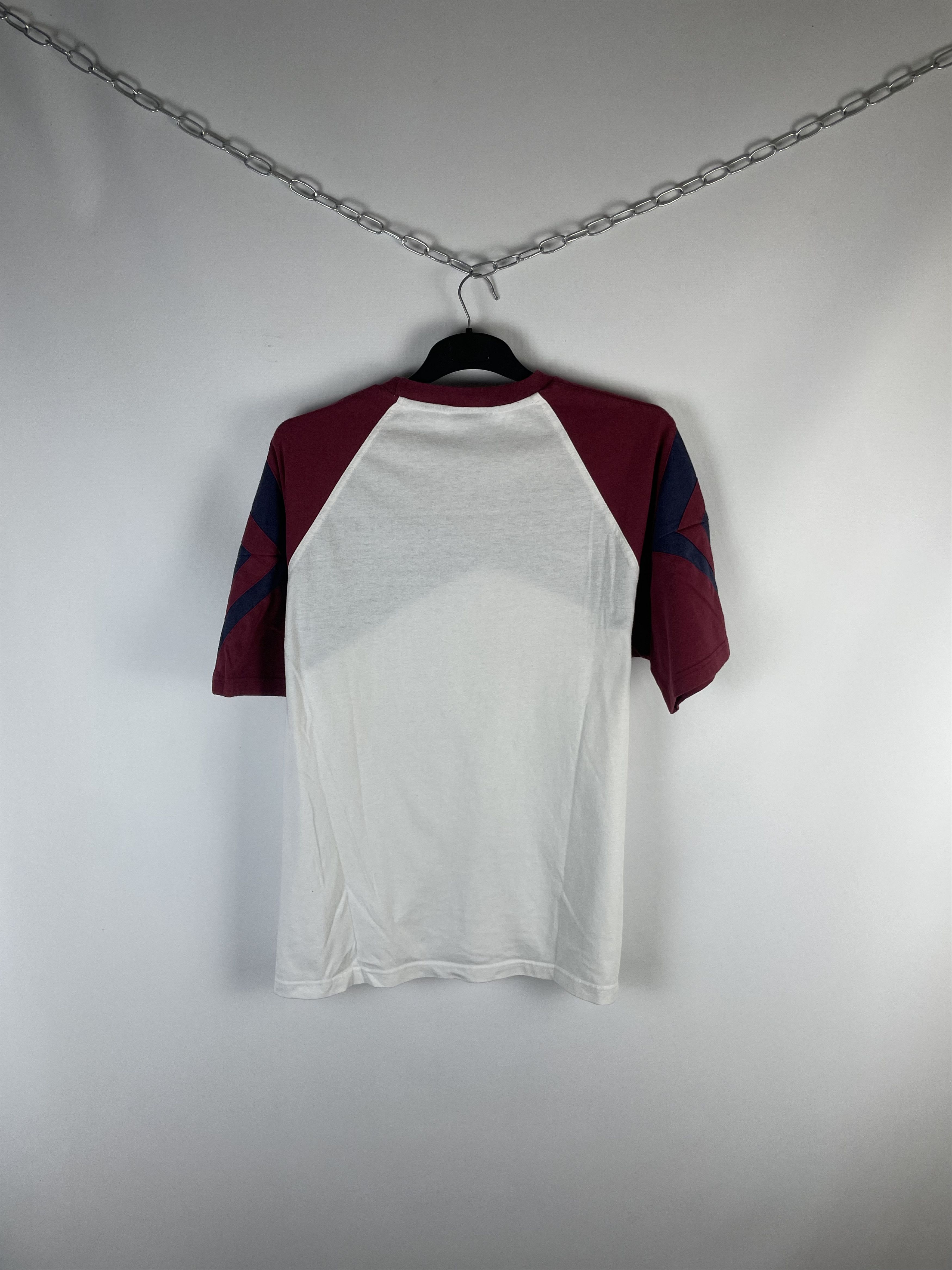Adidas Vintage 90s Adidas Tee Size US L / EU 52-54 / 3 - 9 Thumbnail