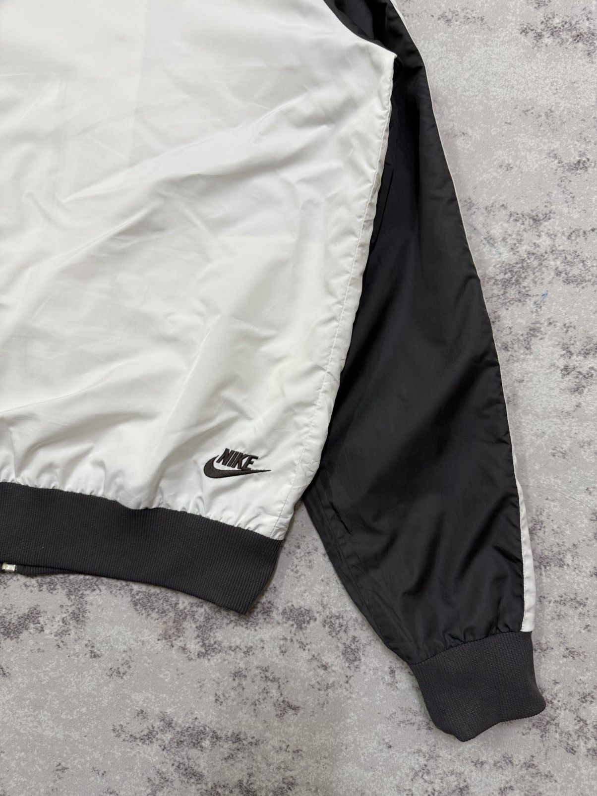 Nike VINTAGE Y2K NIKE BLOCK WINDBREAKER JACKET HODIE BOMBER STYLE Size US S / EU 44-46 / 1 - 12 Thumbnail