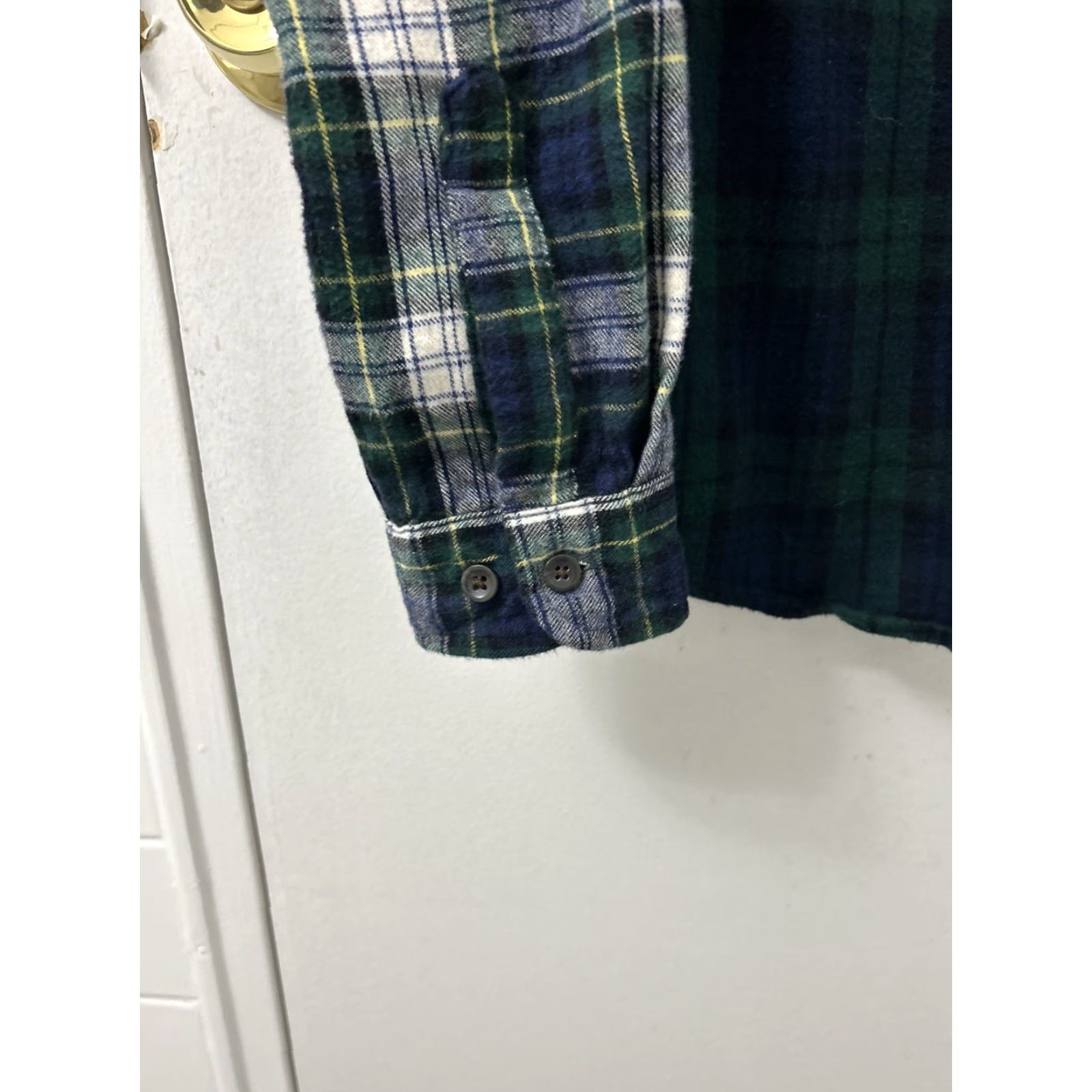 Vintage VINTAGE this item is not; LL Bean Flannel Shirt Womens M Green Scotch Plaid Button Down Pocket L/S 505158 Size M / US 6-8 / IT 42-44 - 7 Thumbnail