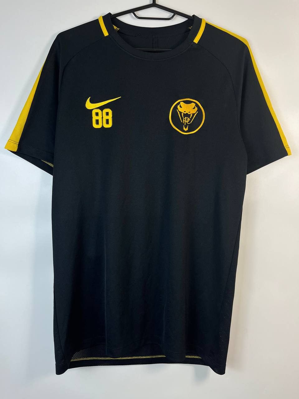 Nike NIKE F.C. REAL BRISTOL FCRB 88 TRAINING SHIRT JERSEY SIZE M Size US M / EU 48-50 / 2 - 1 Thumbnail