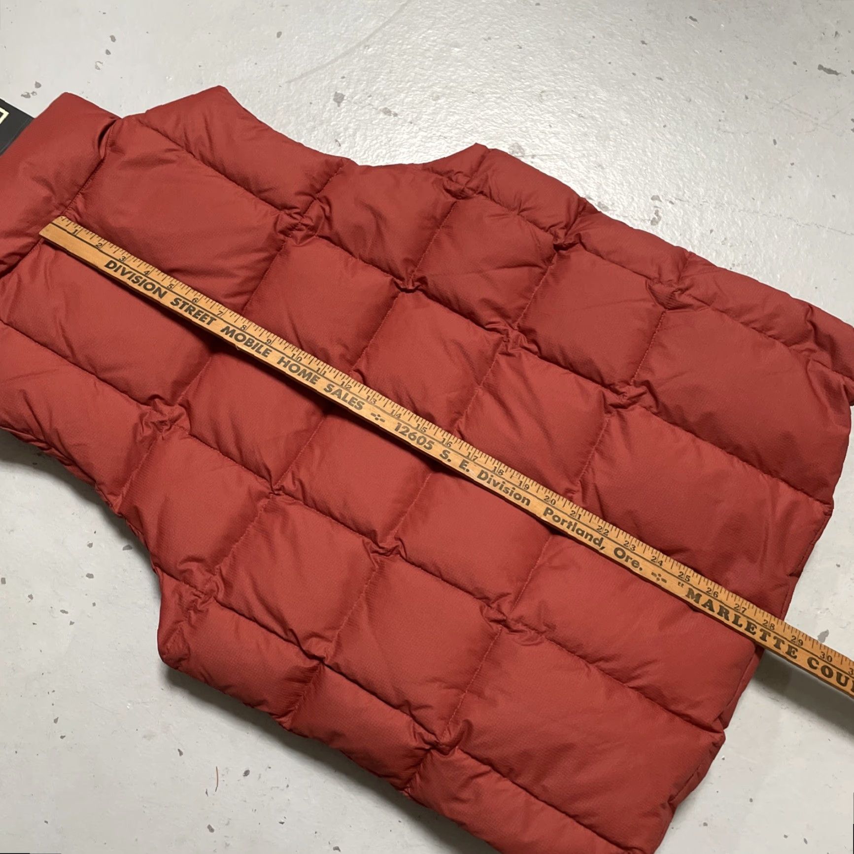 Vintage Stussy x Holden Packable Quilted Puffer Down Fill Vest M NWT Burnt Nylon Unisex Adults 90s Y2K Streetwear Sk8er Vest Mens Size US M / EU 48-50 / 2 - 7 Thumbnail