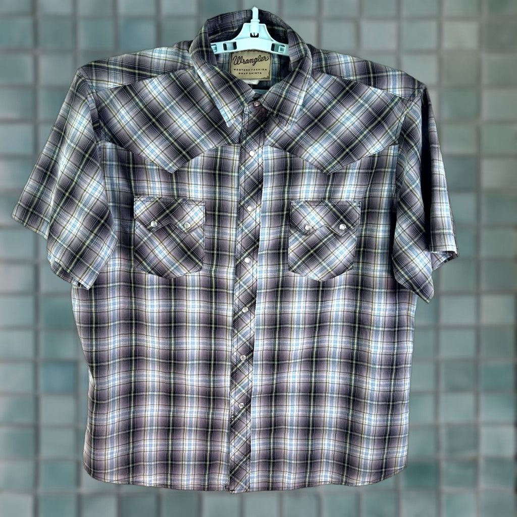 Wrangler VINTAGE Wrangler Western Plaid Shirt Mens XL Short Sleeve Gray/Blue Casual Workwear Western Theme Size US 36 / EU 52 - 1 Thumbnail
