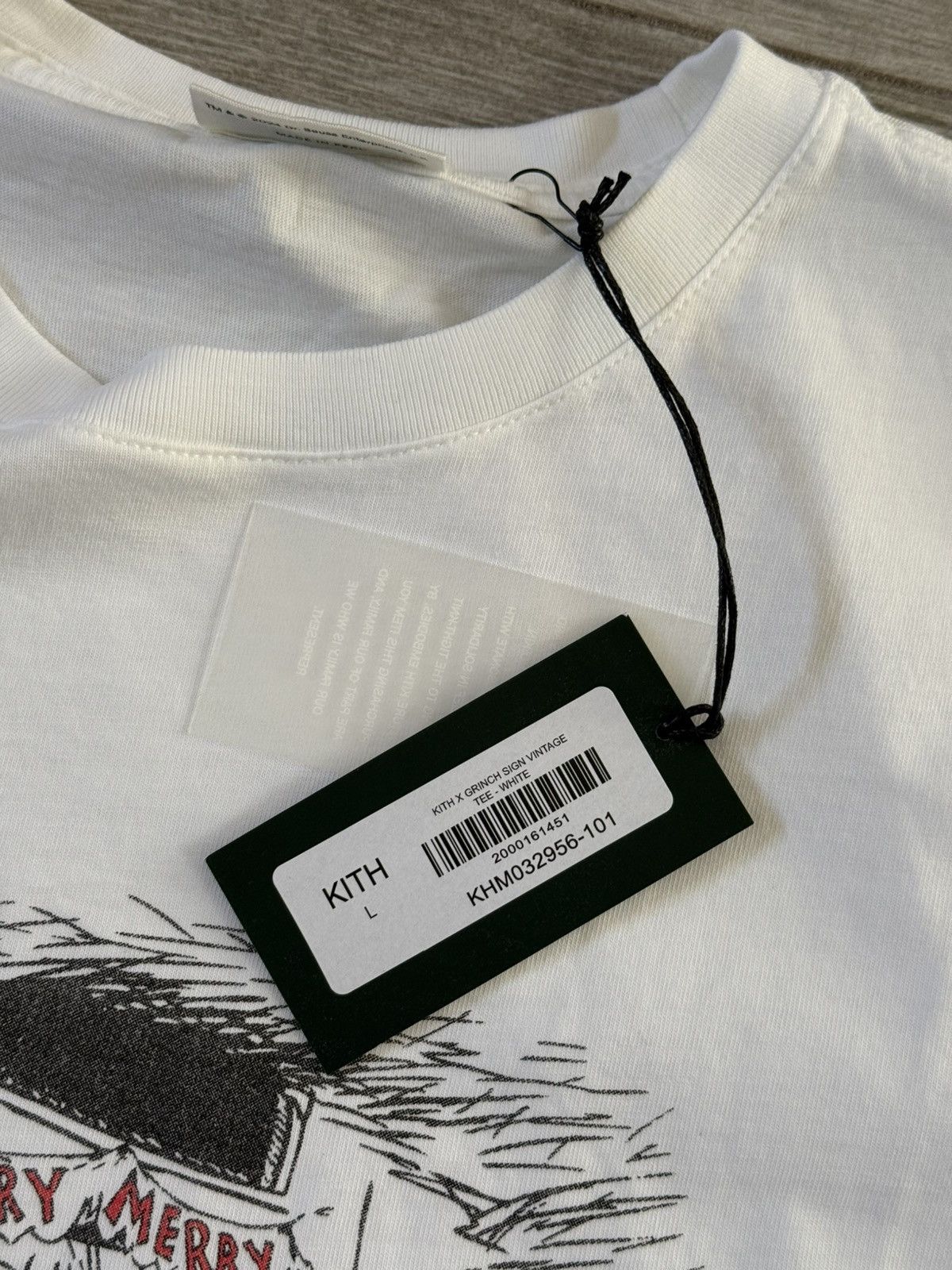 Kith Men's KITH for The Grinch Sign White Vintage Tee Sz Large Size US L / EU 52-54 / 3 - 5 Thumbnail