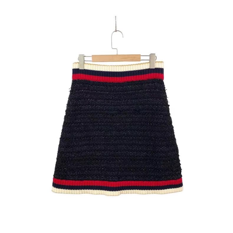 Gucci Gucci Size M Black knitted skirt 2504-Nextarrow Size 42" / US 20 - 2 Thumbnail