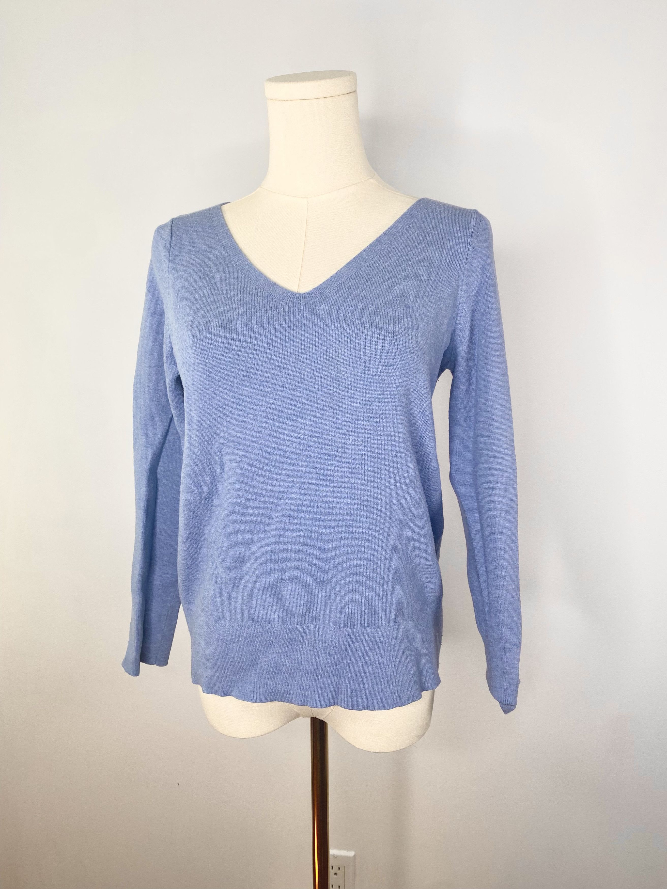 Banana Republic Banana Republic - 100% Cotton blue knit v-neck sweater Size S / US 4 / IT 40 - 1 Thumbnail