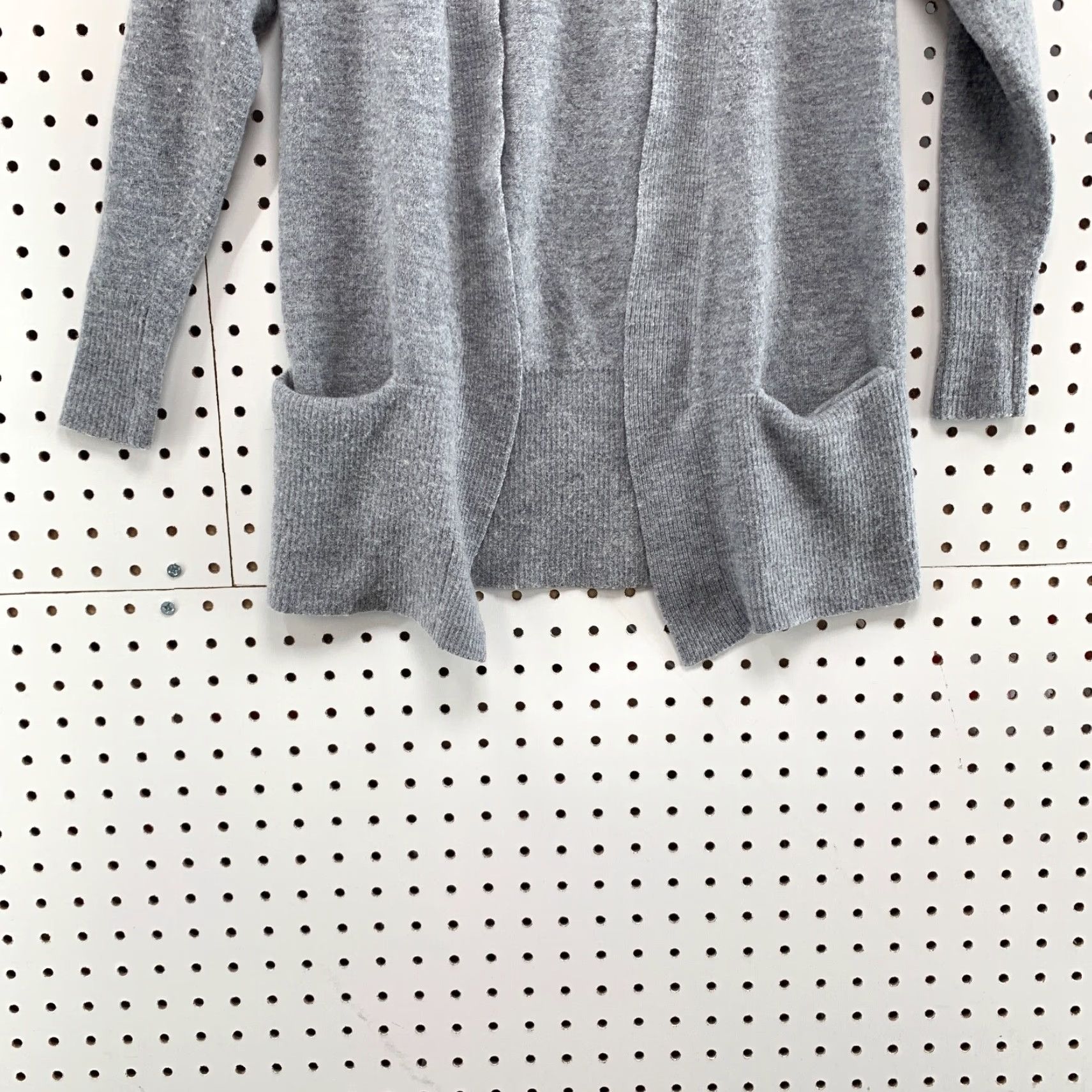 Ellen Tracy Ellen Tracy Cardigan Adult XS Gray 100% Merino Wool Womens Size XS / US 0-2 / IT 36-38 - 7 Thumbnail