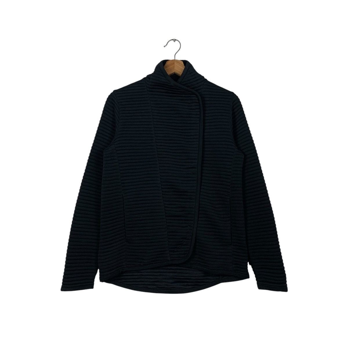 New Balance NEW BALANCE Asymmetrical Zipper Pleated Jacket #2090-C91 Size US XS / EU 42 / 0 - 1 Thumbnail