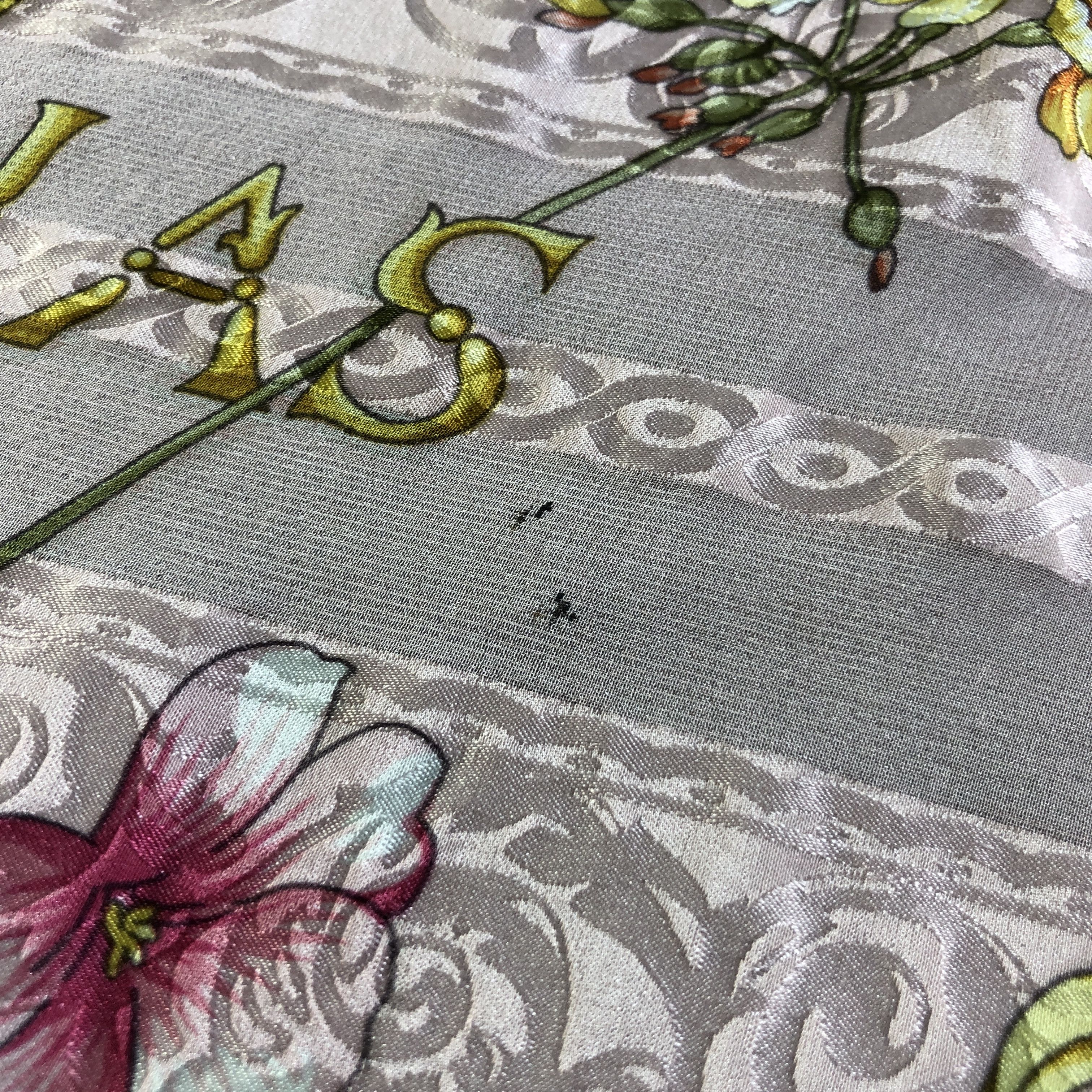 Vintage Rochas Floral Hand Rolled Silk Scarf M1139 Size ONE SIZE - 7 Thumbnail