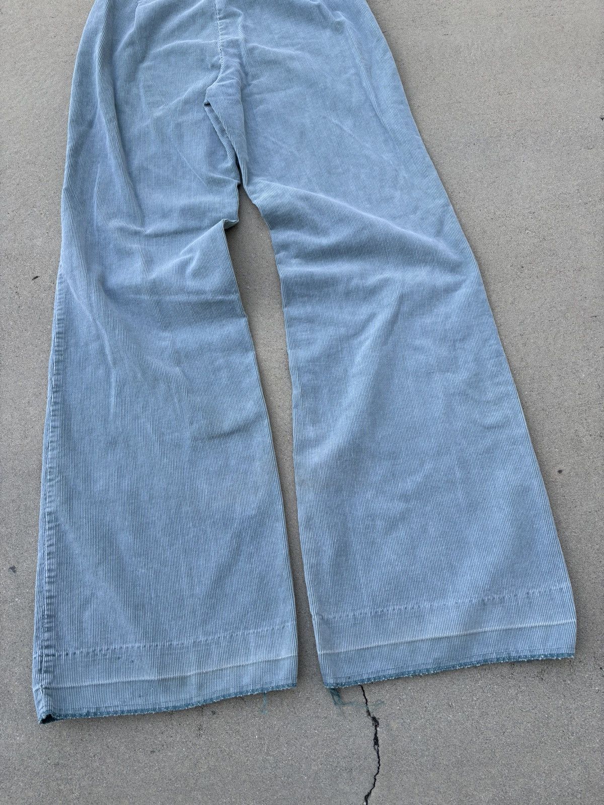 Vintage 1970s Faded Green Corduroy Flare Pant Size 27" / US 4 / IT 40 - 8 Thumbnail