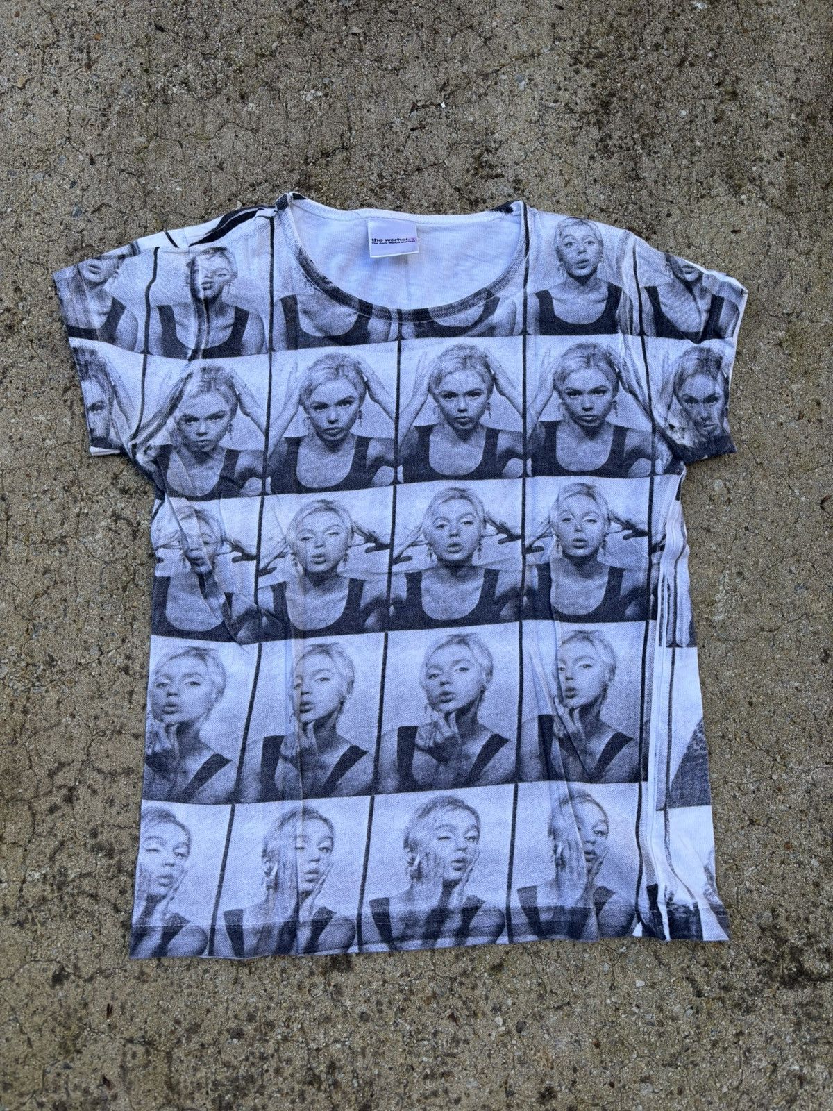 Andy Warhol Vintage Andy Warhol AOP T Shirt Size S / US 4 / IT 40 - 1 Thumbnail