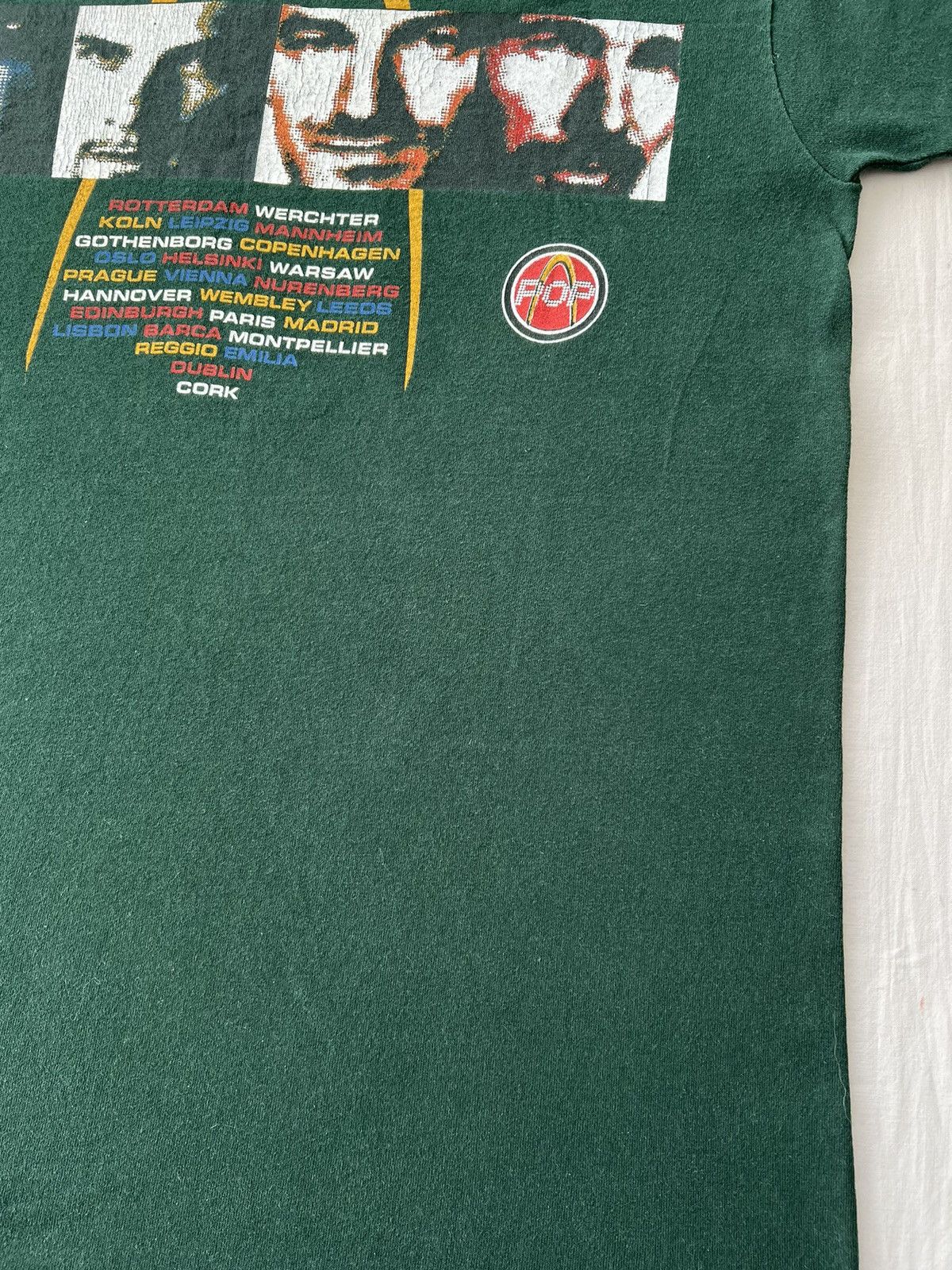 Band Tees Vintage 1997 U2 Popmart Tour Rock Band Green T-shirt Size US L / EU 52-54 / 3 - 14 Thumbnail