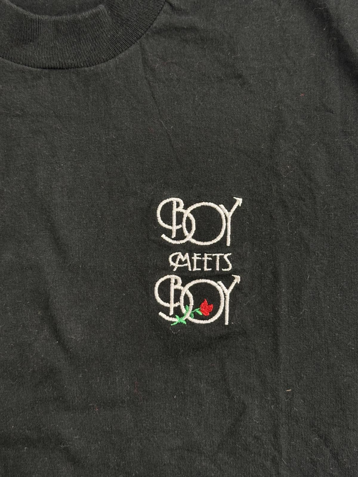 Fruit Of The Loom Vintage Boy Meets Boy T-shirt Embroidered Red Rose Tee - L Size US L / EU 52-54 / 3 - 3 Thumbnail