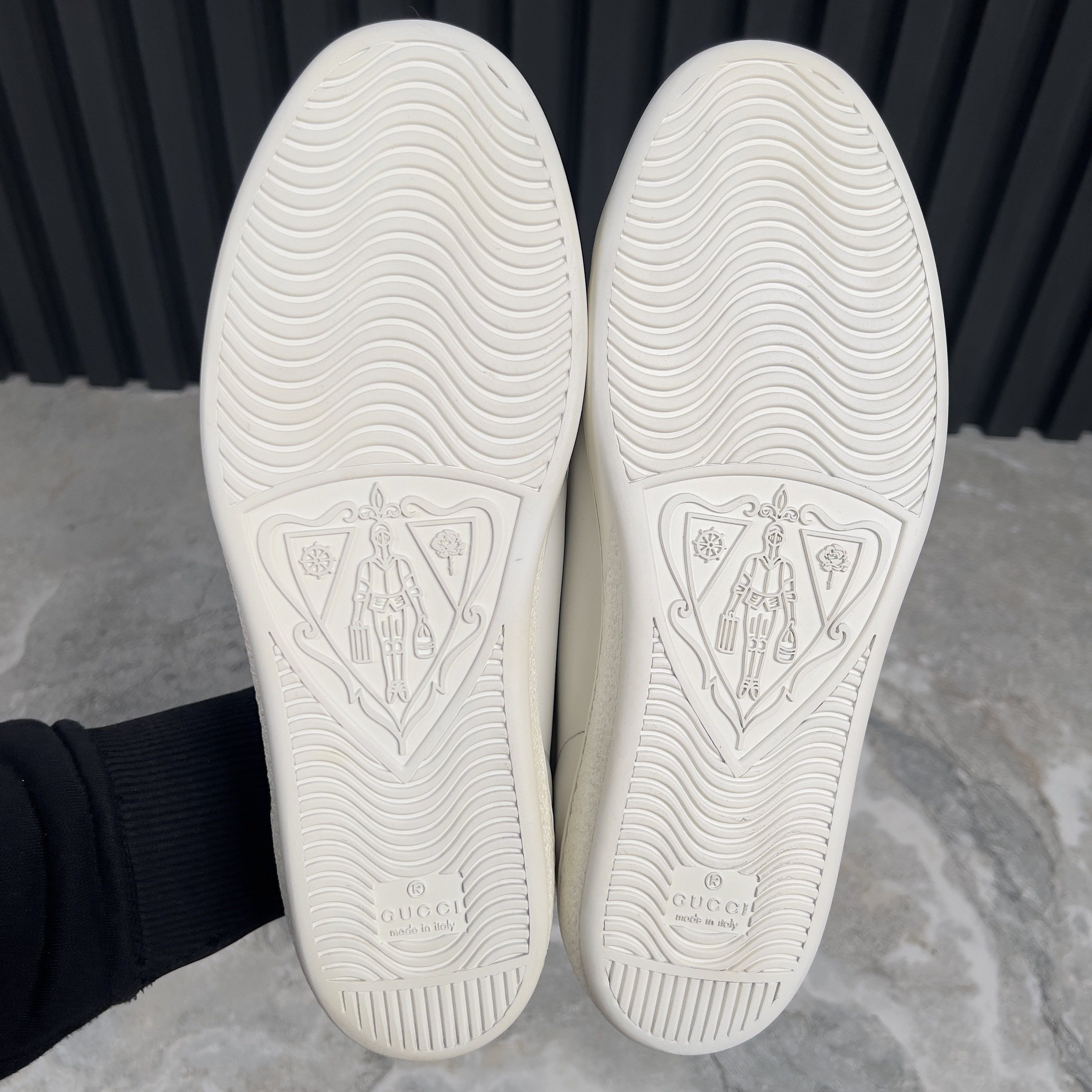 Gucci Gucci Ace Low-top Sneakers Cat Print Leather Size US 9 / IT 39 - 12 Thumbnail