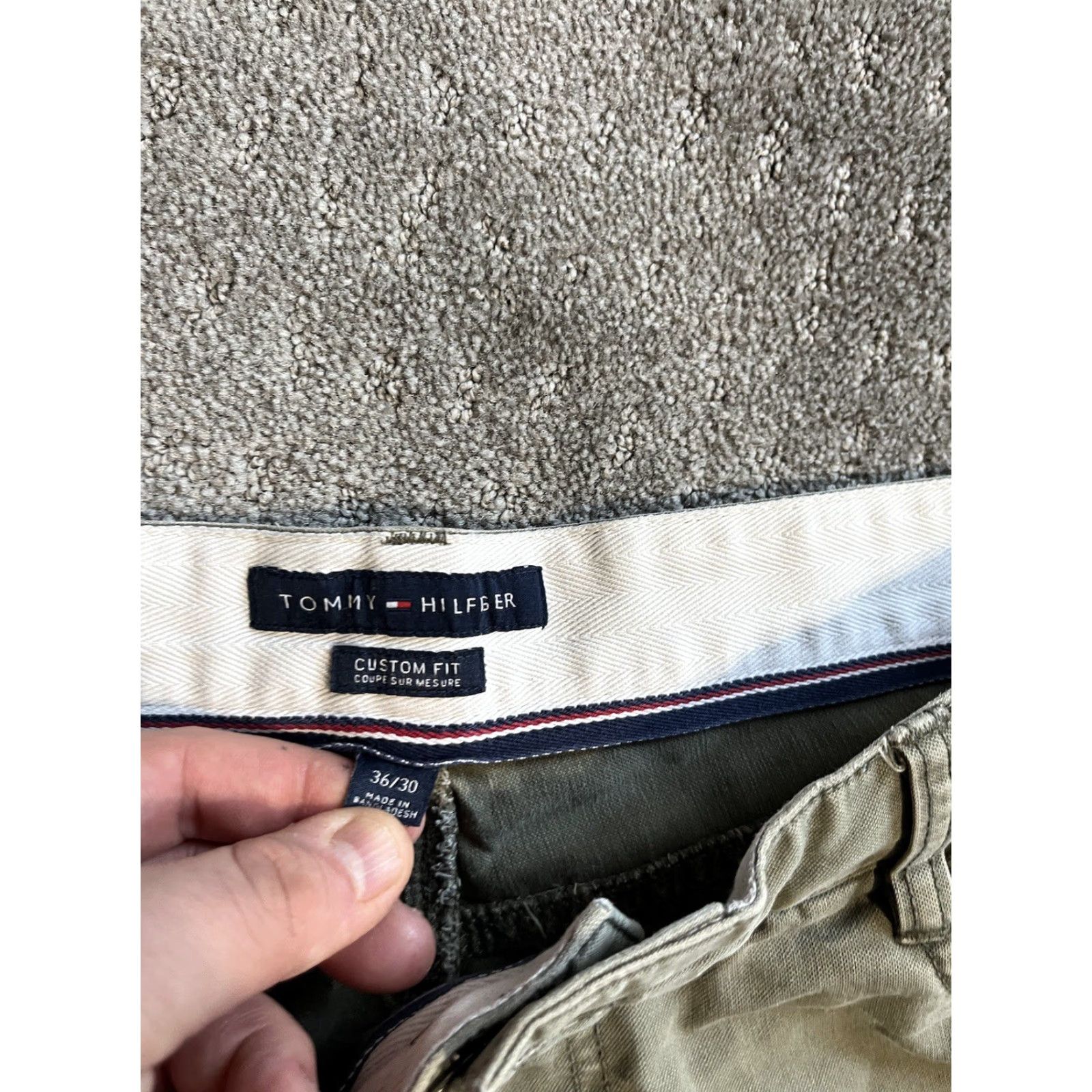 Tommy Hilfiger VINTAGE Tommy Hilfiger Chino Pants Mens Adult Regular Size 36x30 Green Casual Formal Business Size US 36 / EU 52 - 5 Thumbnail