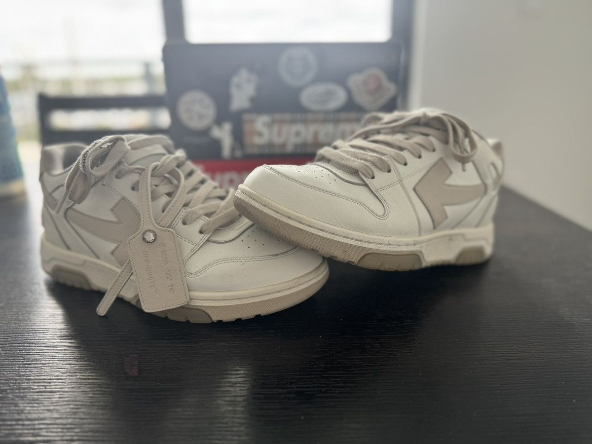 Off-White OFF WHITE OUT OF OFFICE Size US 9.5 / EU 42-43 - 1 Thumbnail