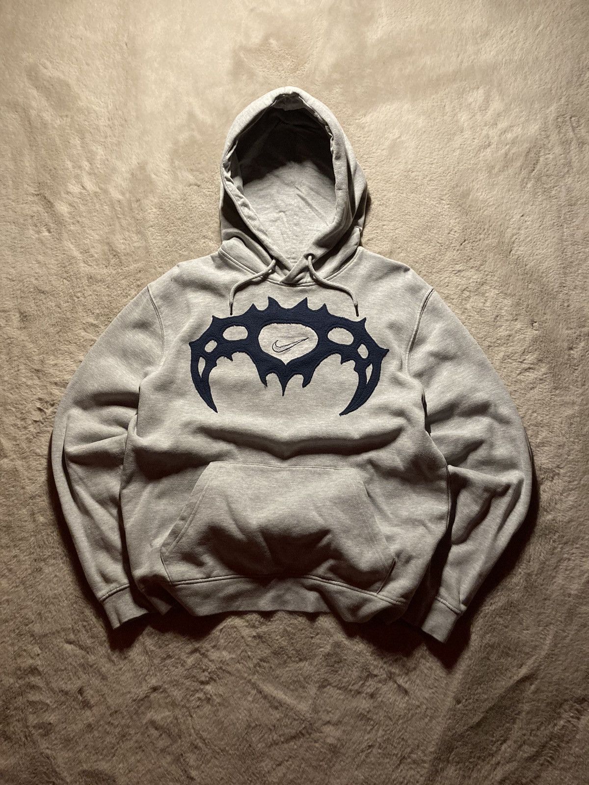 Nike × Vintage ⛩️ Nike Hoodie Center Logo Vintage Custom Y2K Baggy Rare ⛩️ Size US M / EU 48-50 / 2 - 1 Thumbnail