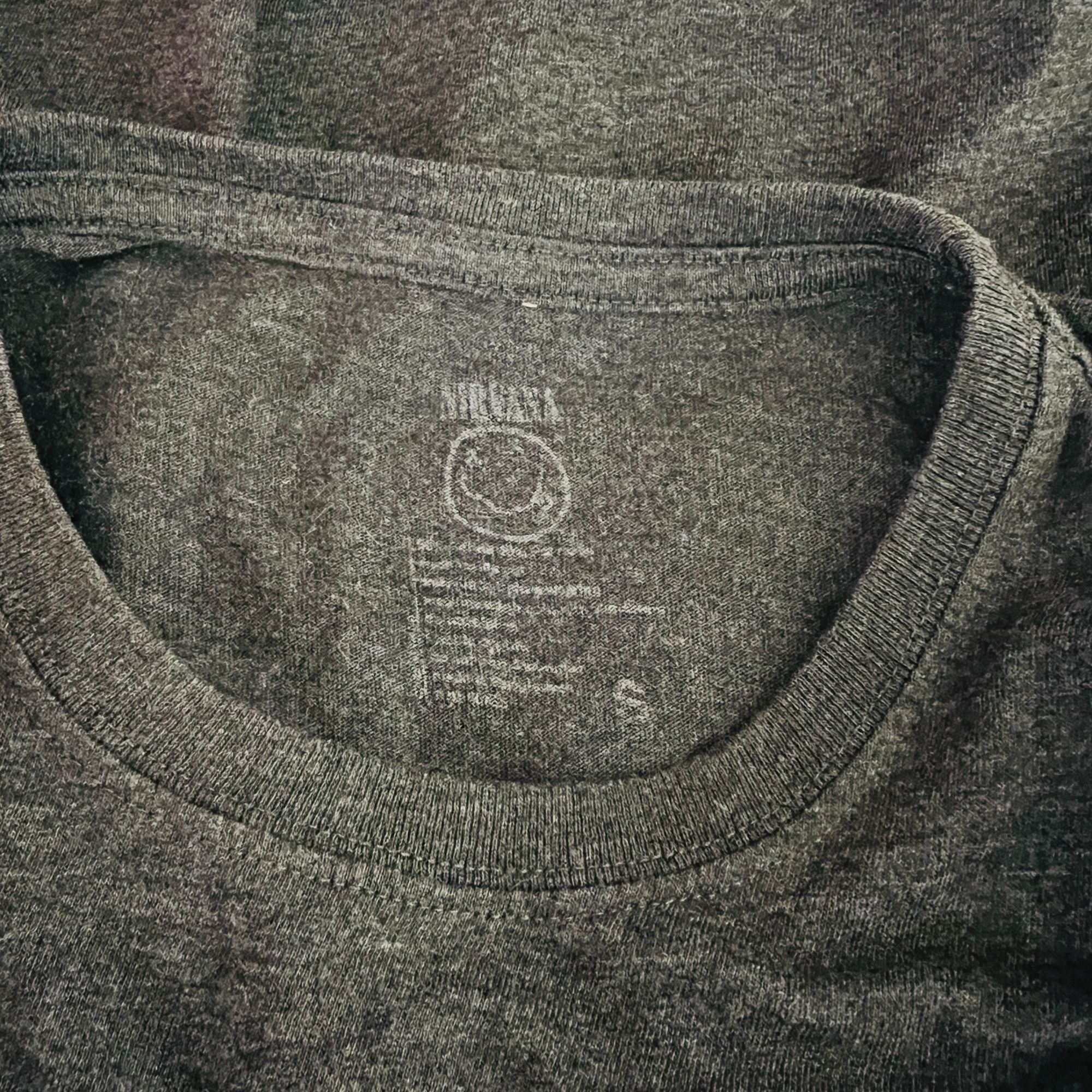 Other Nirvana Drunk Logo Smiley Face Rainbow Colors Small T-Shirt Size US S / EU 44-46 / 1 - 4 Thumbnail