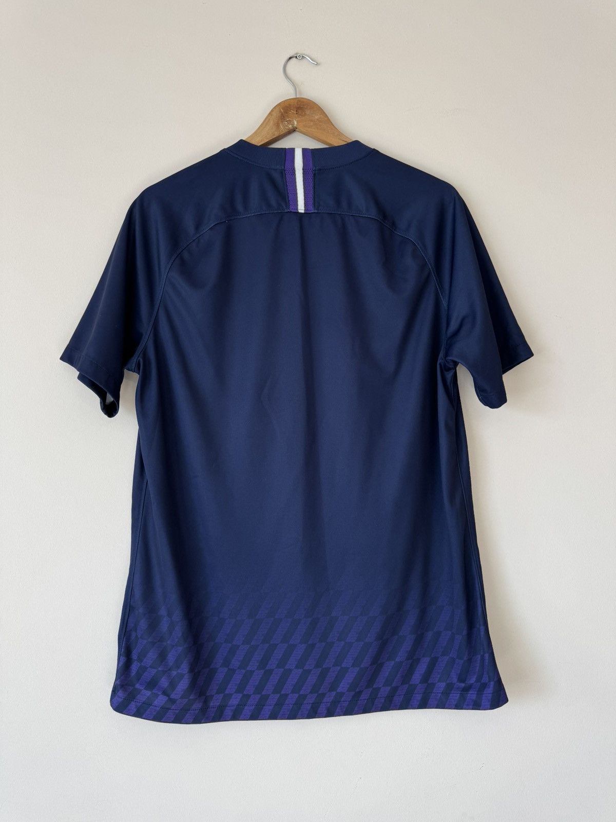 Nike Tottenham Hotspur 2019-2020 Home Soccer Jersey Nike Shirt Size US L / EU 52-54 / 3 - 2 Thumbnail