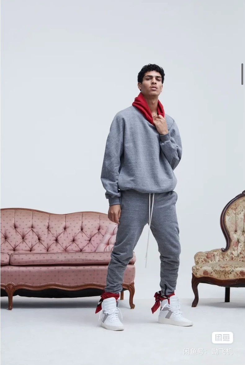 Fear of God Fear of God Five seasons of Little Red Riding Hood sweatsh Size US M / EU 48-50 / 2 - 8 Thumbnail