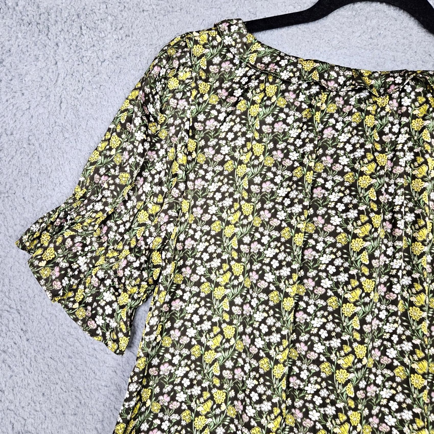 J.Crew J.CREW Shirt Womens XS Women Ruffle Sleeve Button Floral Printed Size Size XS / US 0-2 / IT 36-38 - 3 Thumbnail