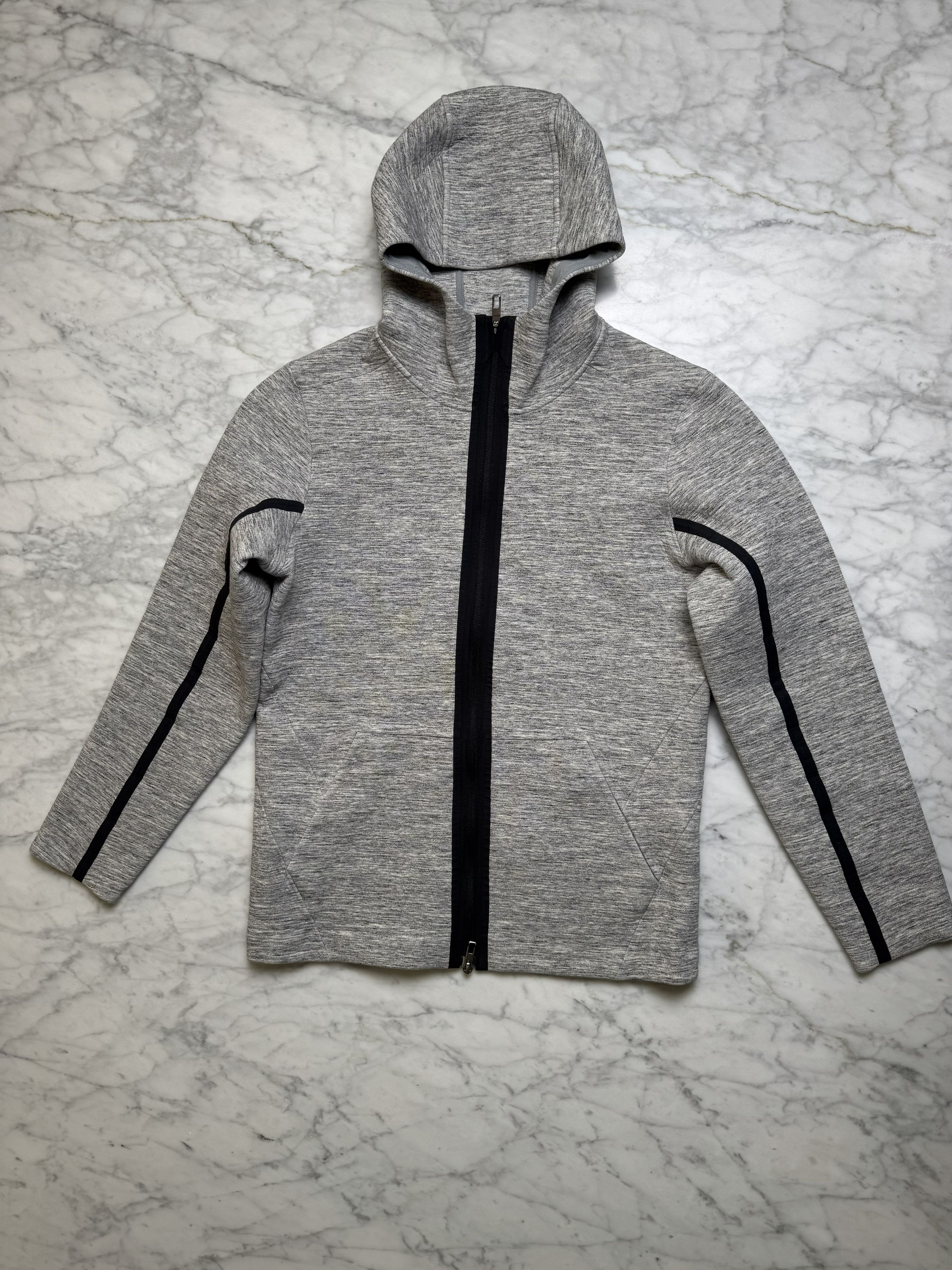 Lululemon Stratum Hoodie Size US M / EU 48-50 / 2 - 1 Thumbnail