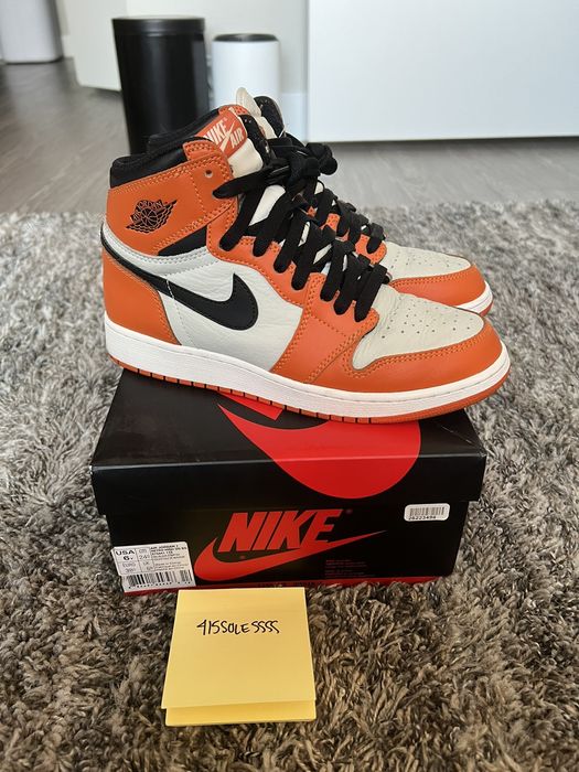 Jordan 1 hotsell shattered backboard away