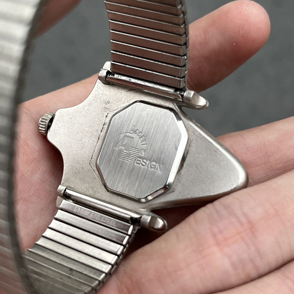 Vintage ACCENT on DESIGN VINTAGE WATCH Size ONE SIZE - 3 Thumbnail