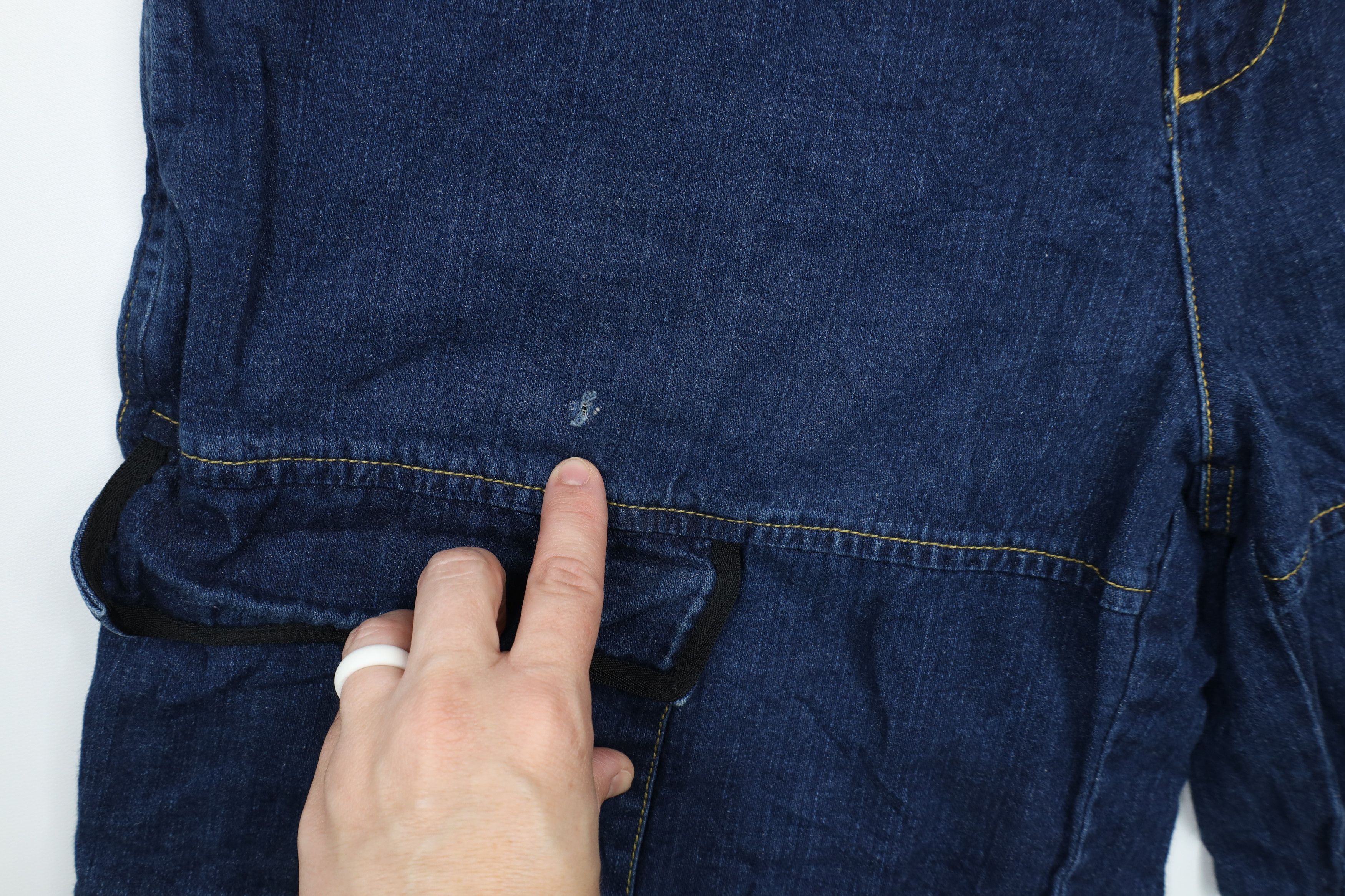 Marithe + Francois Girbaud × Vintage Vintage 90s Marithe Francois Girbaud Strap Denim Shorts Size US 38 / EU 54 - 4 Thumbnail