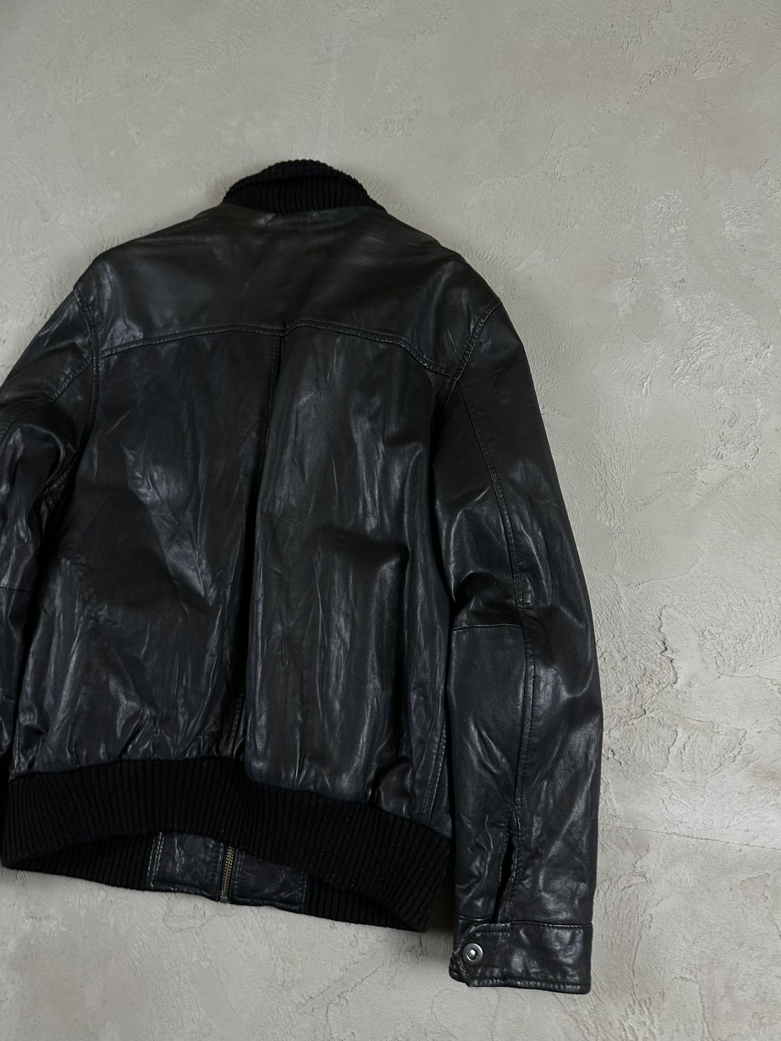 Vintage Vintage Leather Boxy Bomber Jacket Size US S / EU 44-46 / 1 - 11 Thumbnail