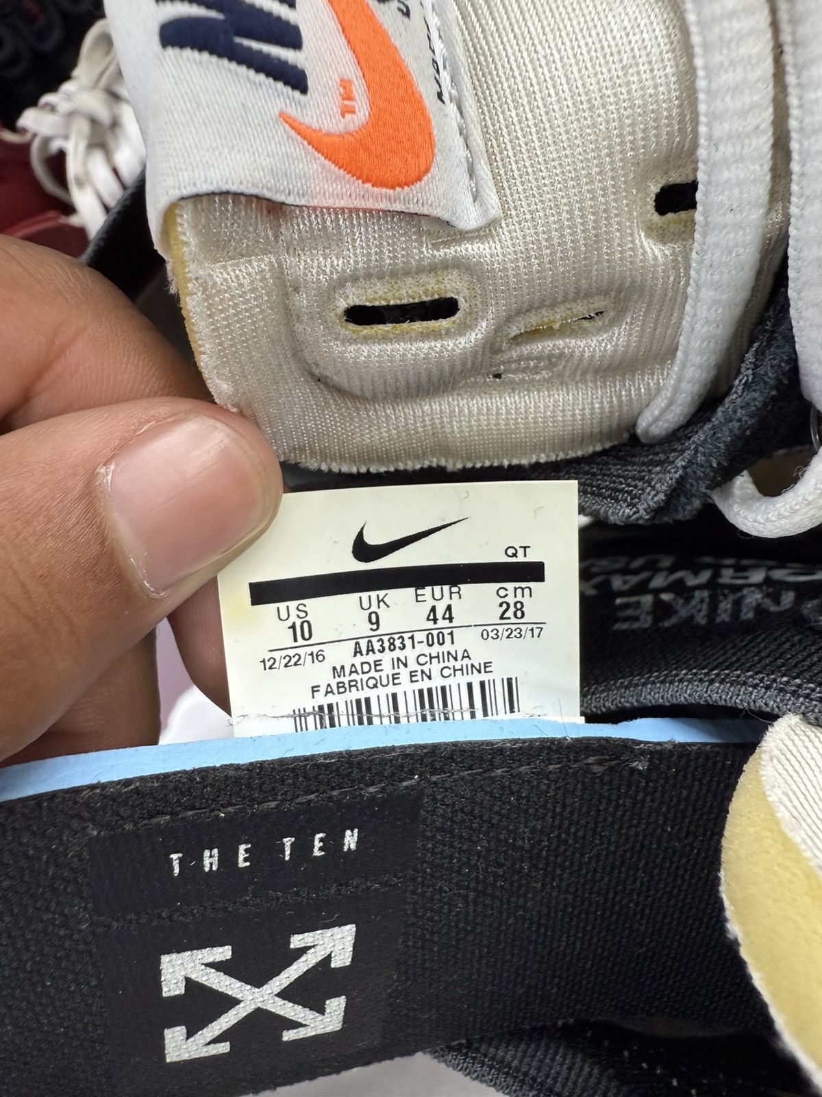 Nike × Off-White black off white nike air vapormax Size US 10 / EU 43 - 7 Thumbnail