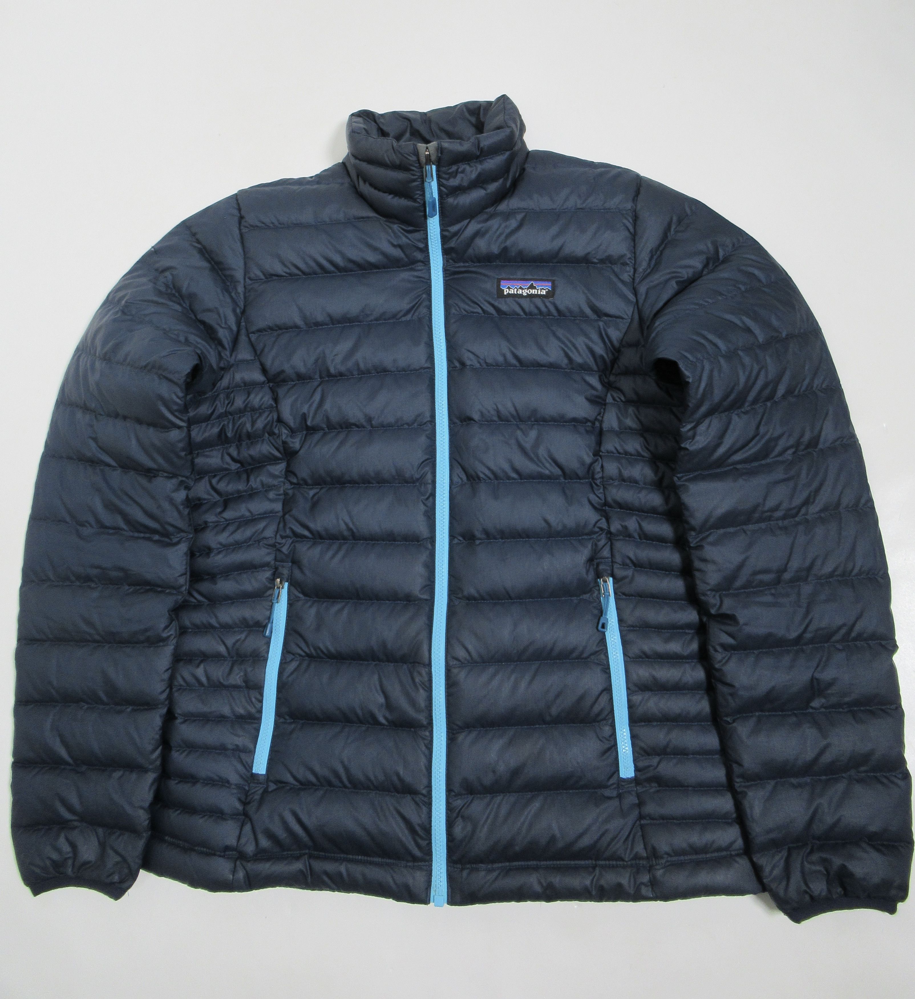 Patagonia Patagonia Down Sweater Navy Blue NVYB 84683FA15 Size S Size S / US 4 / IT 40 - 1 Thumbnail