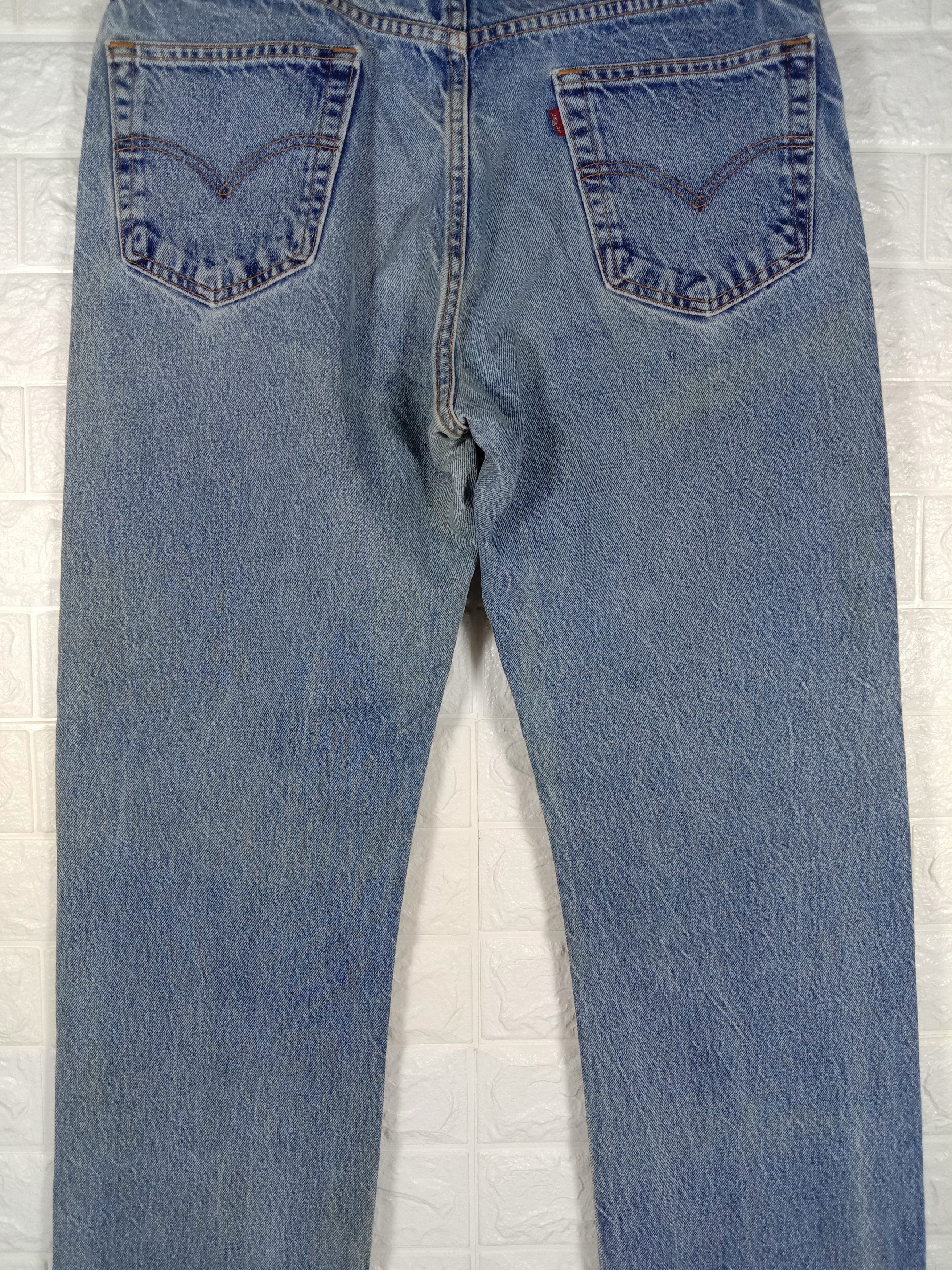 Levi's Vintage Levi’s 505 Jeans Blue Wash Regular Fit Denim Size US 36 / EU 52 - 7 Thumbnail