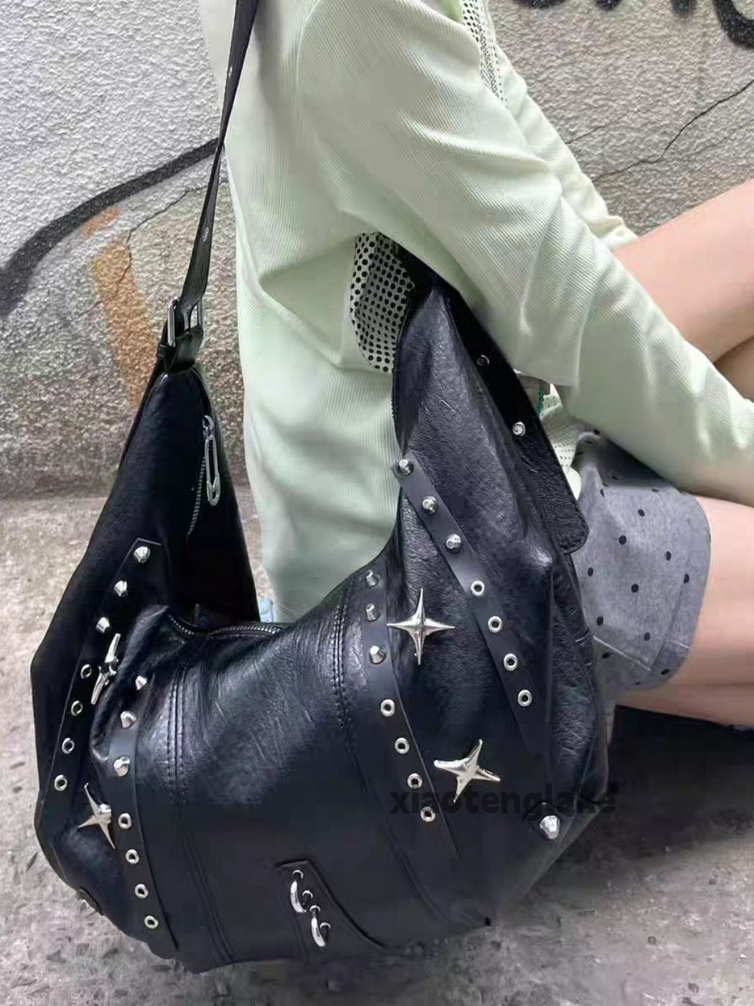 Designer Unisex outdoor utility metal graphic crossbody shoulder bag Size ONE SIZE - 3 Thumbnail