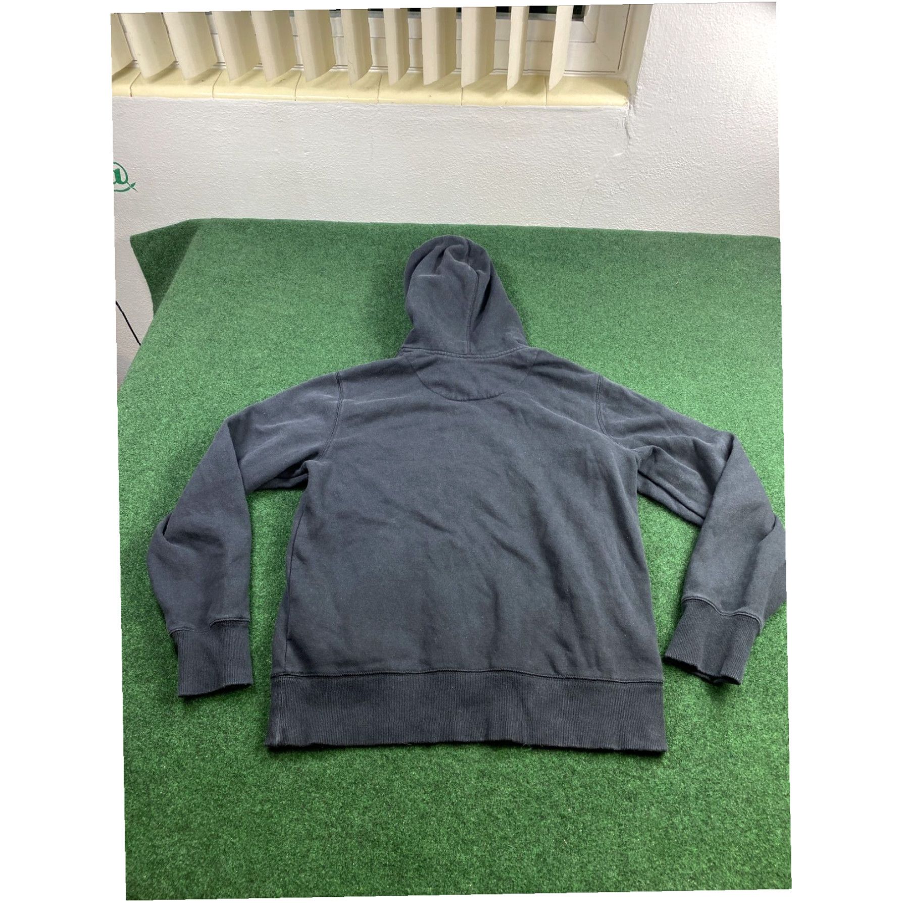 Nike Vintage Nike Small Swoosh Travis Scott Mini Check Sweatshirt Size M Size US M / EU 48-50 / 2 - 7 Thumbnail