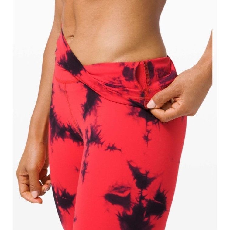 Lululemon 𝓛𝓾𝓵𝓾𝓵𝓮𝓶𝓸𝓷 Wunder Train High-Rise Crop 21" *WashTie Size 28" / US 6 / IT 42 - 6 Thumbnail